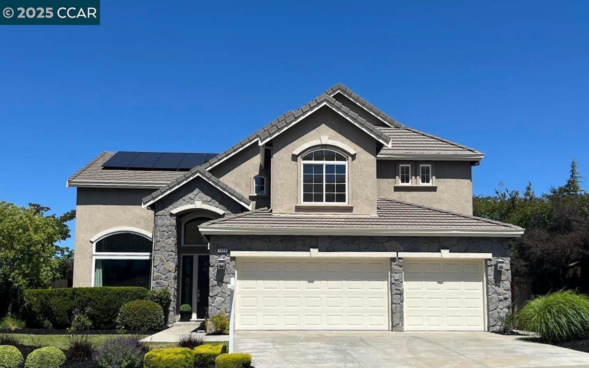 1039 Rolling Woods Way