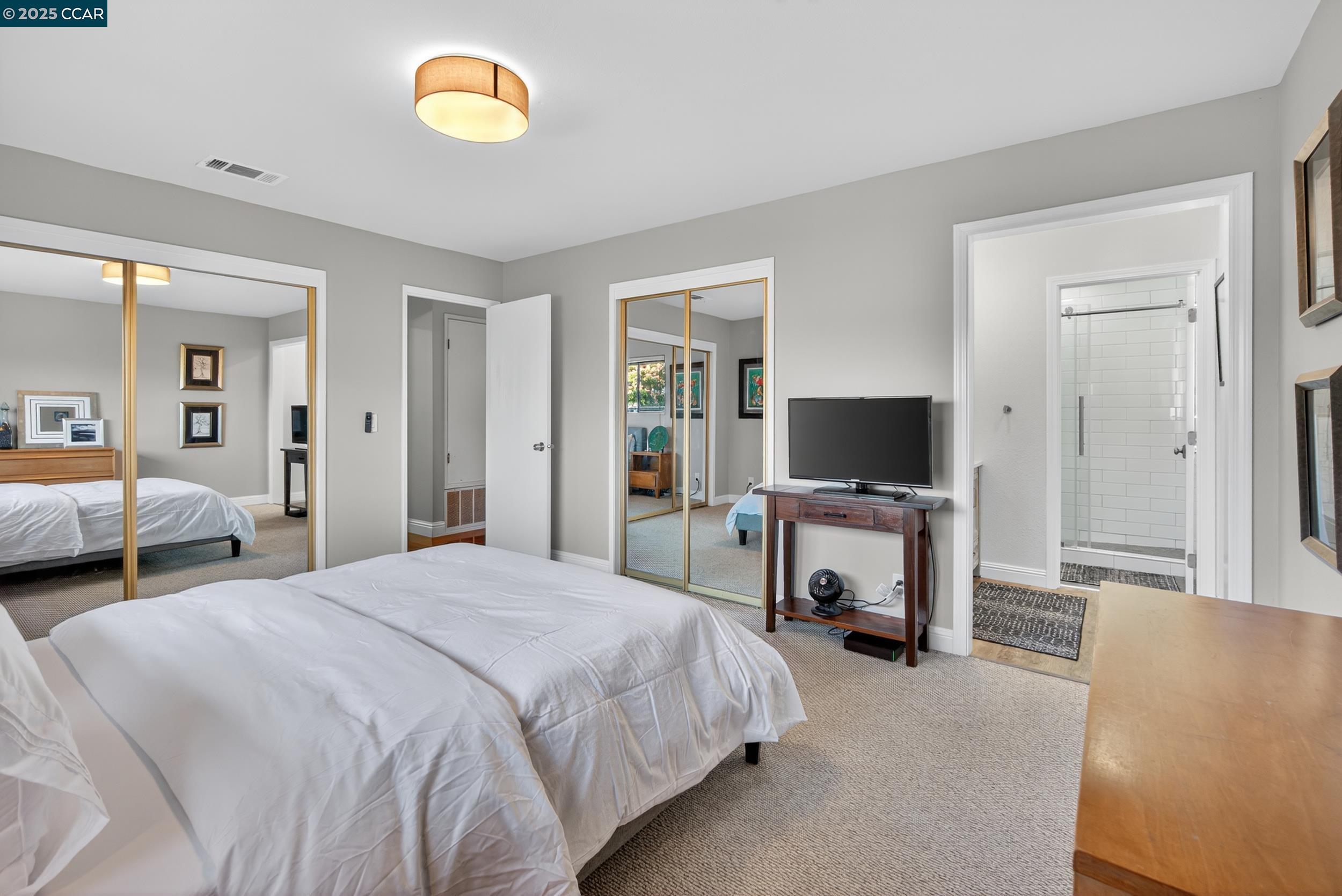 2173 Madrone Dr