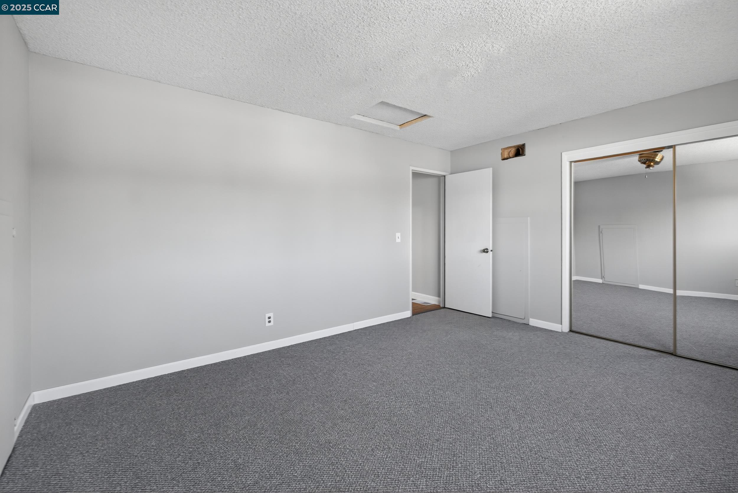 2173 Madrone Dr