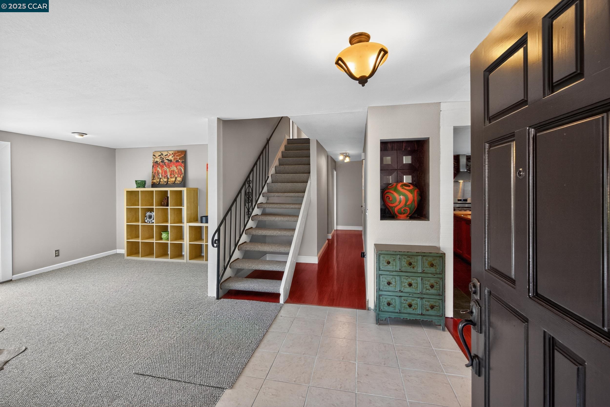 2173 Madrone Dr