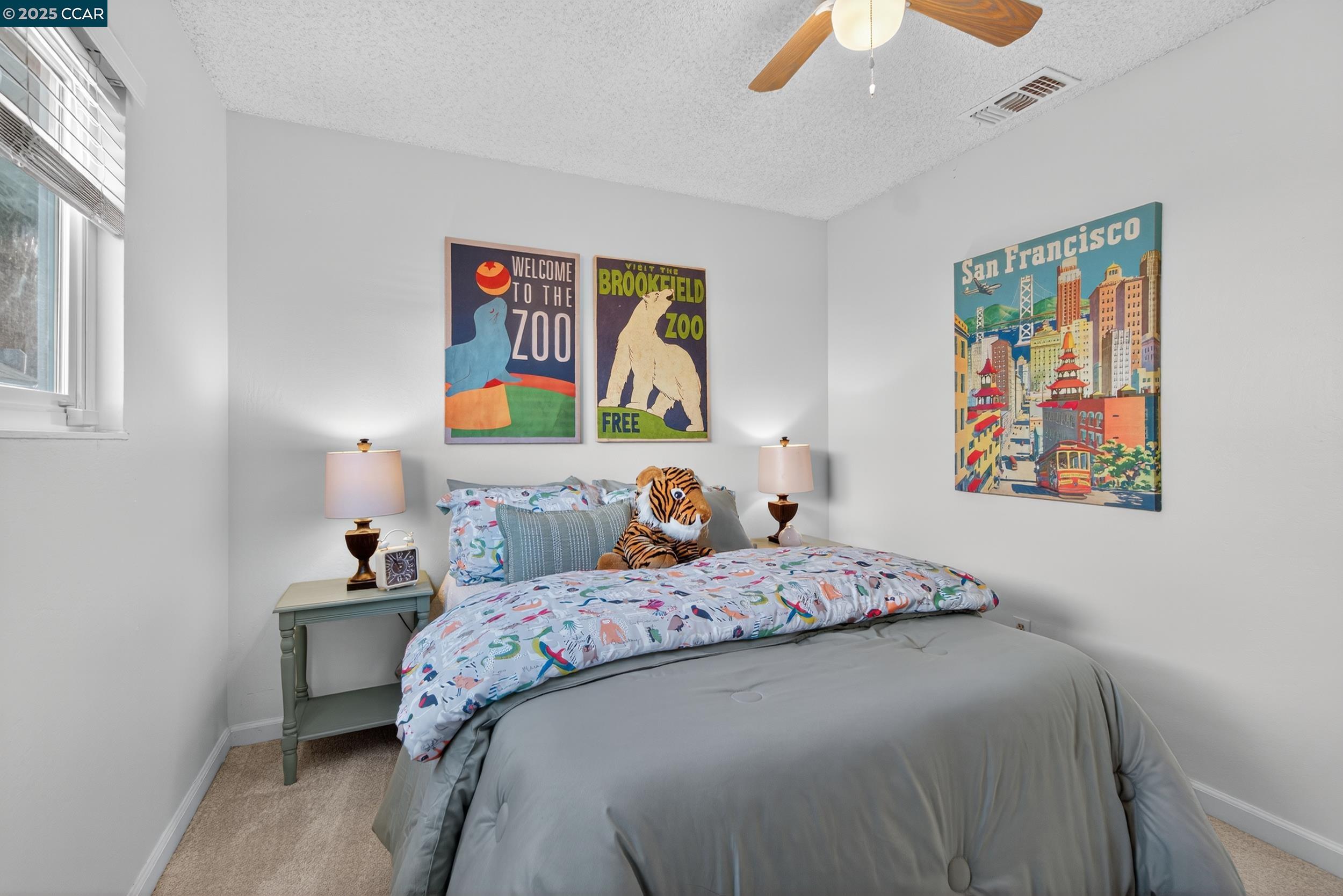 3904 Meadowbrook Cir