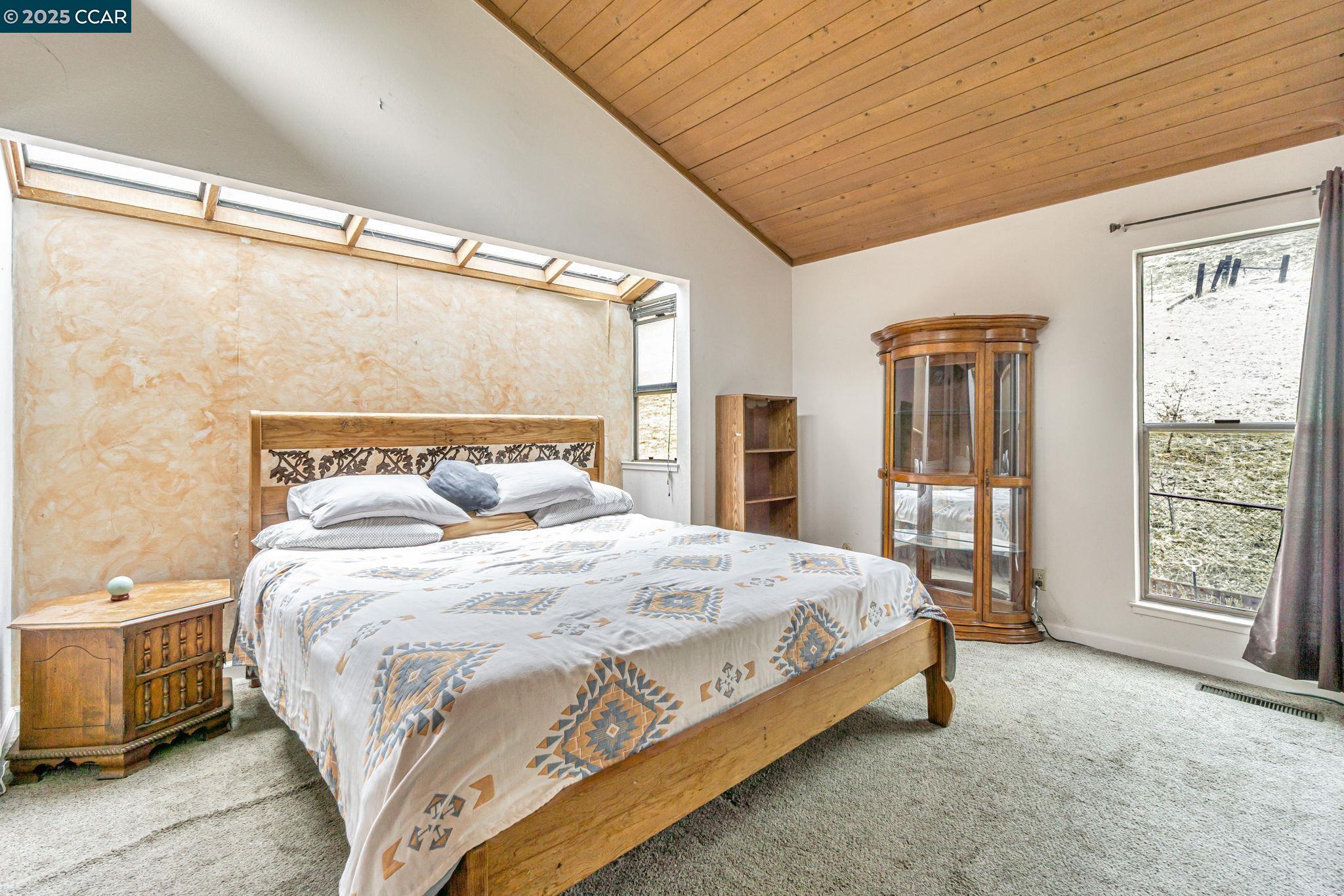 166 Canyon Lake Dr