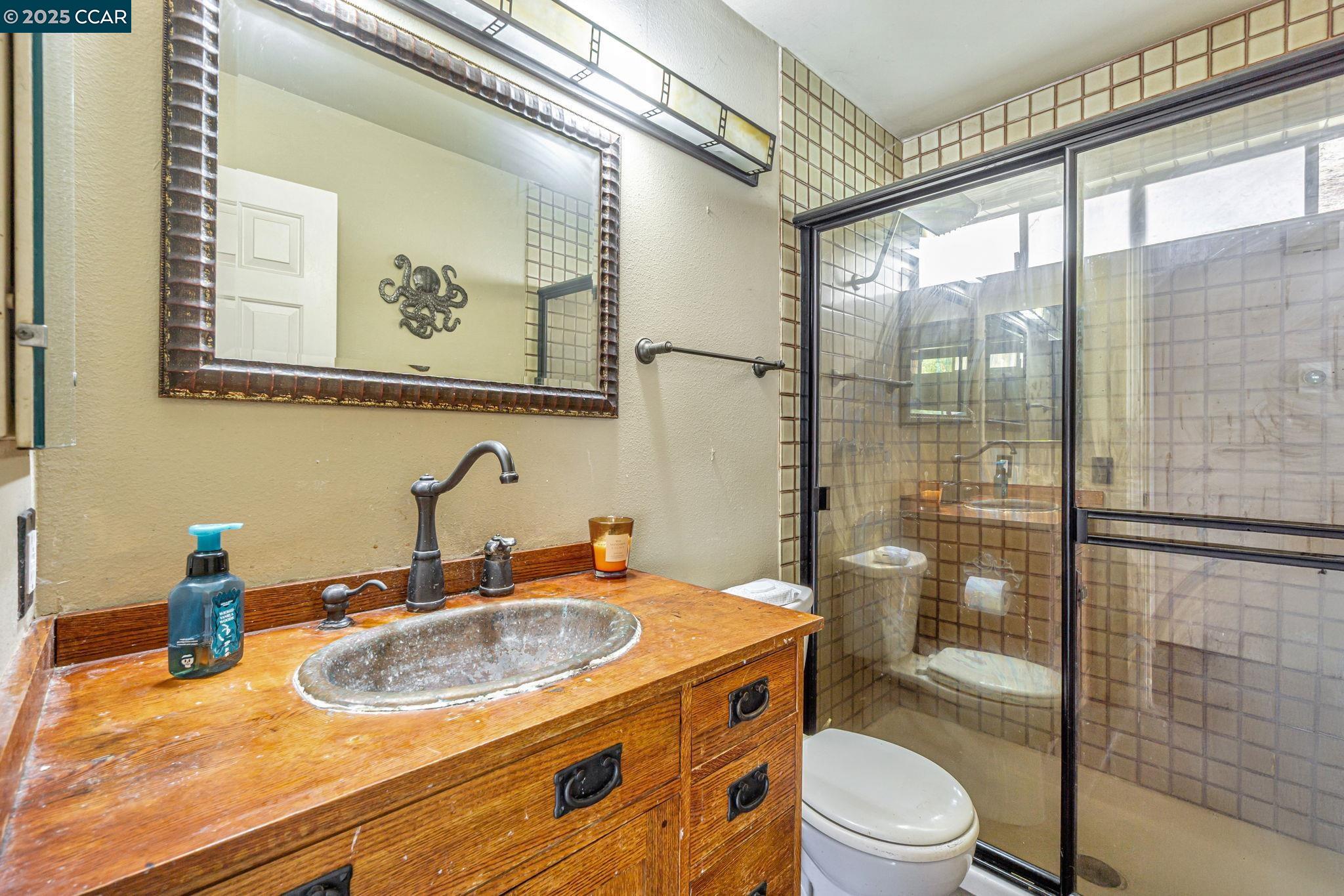 166 Canyon Lake Dr