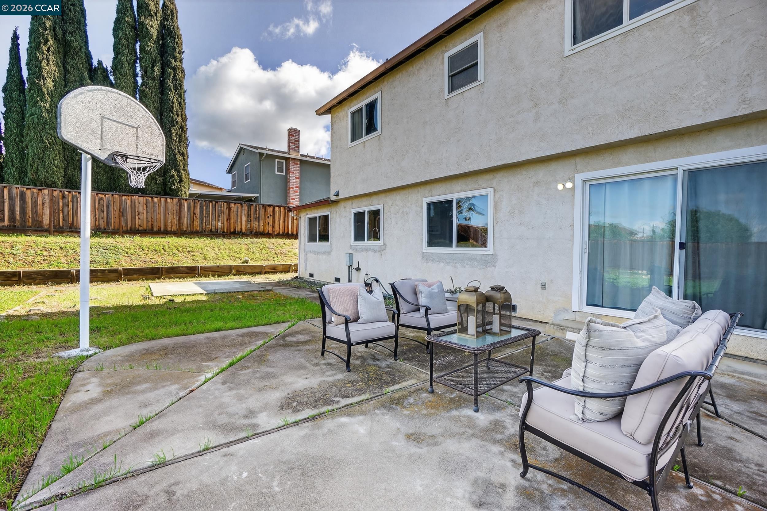 4310 Foothill Way
