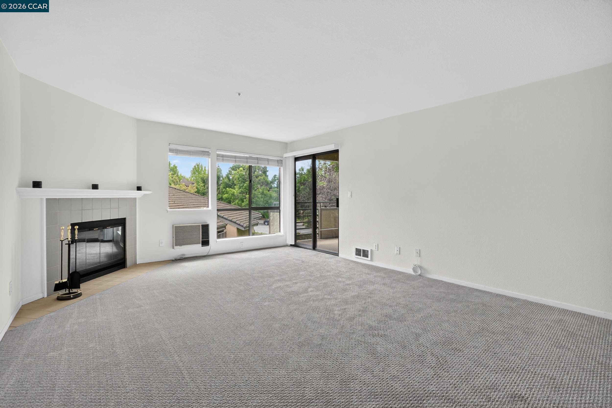 39078 Guardino Dr # 209