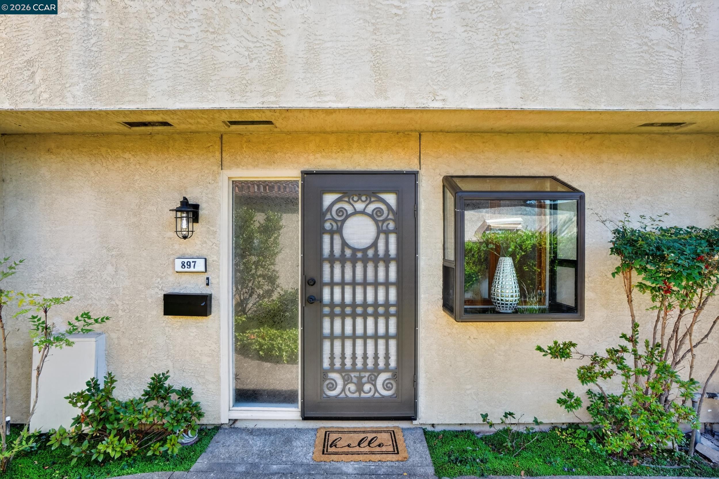 897 Marina Dr