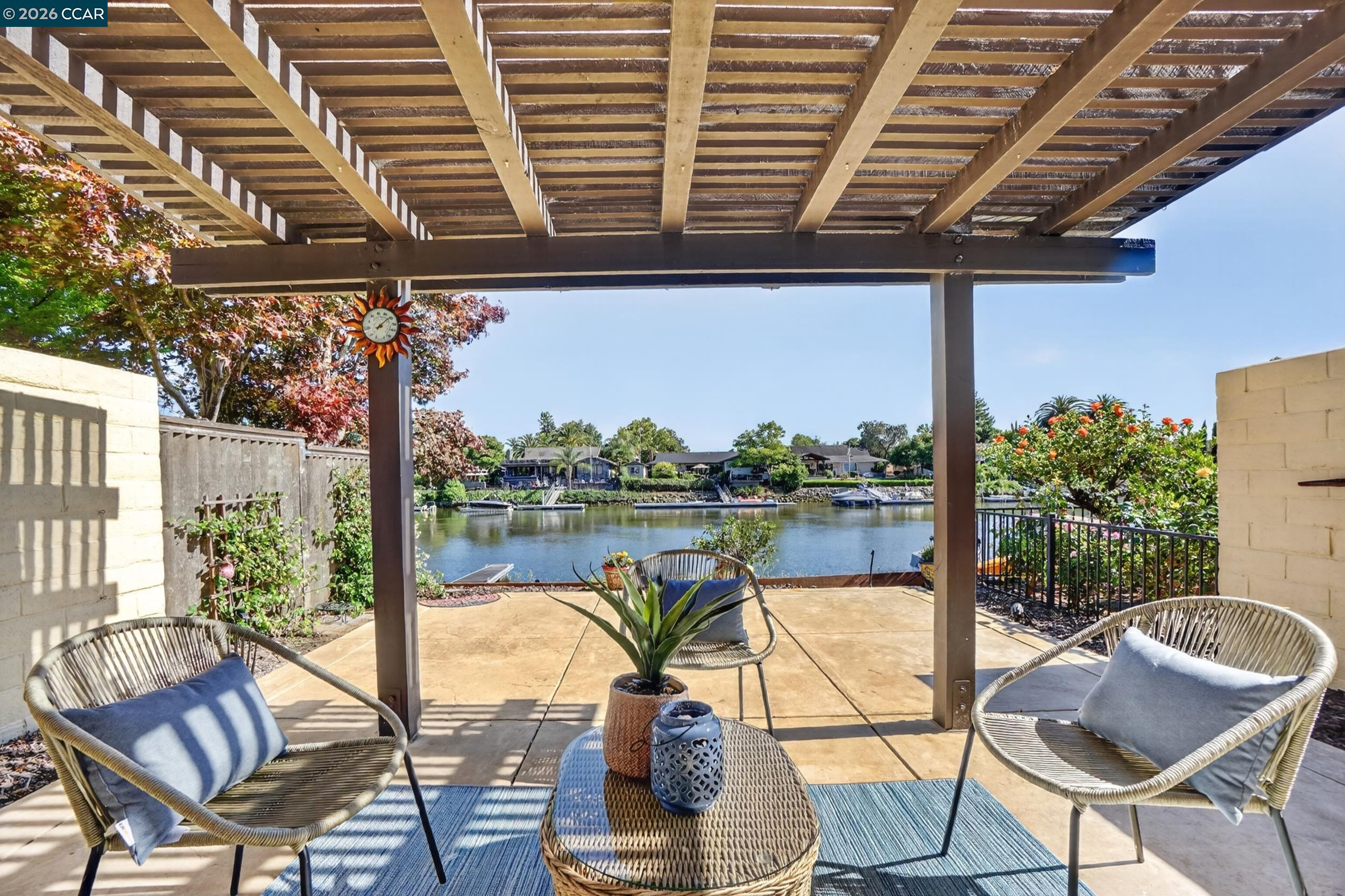 897 Marina Dr