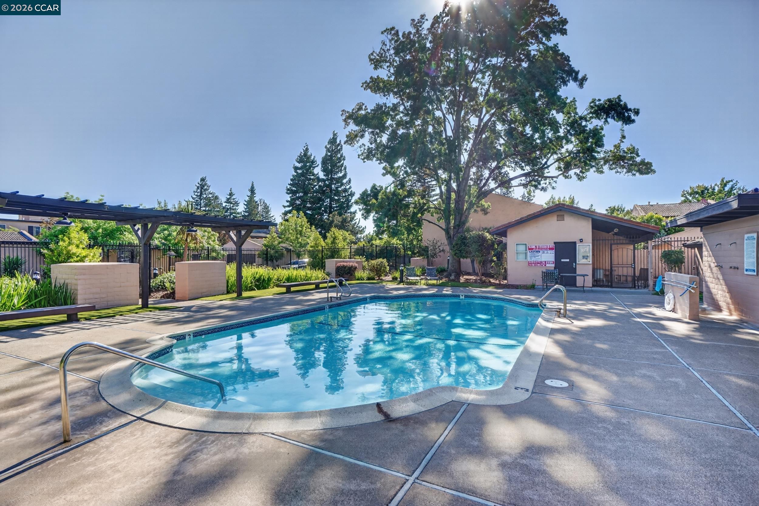 897 Marina Dr