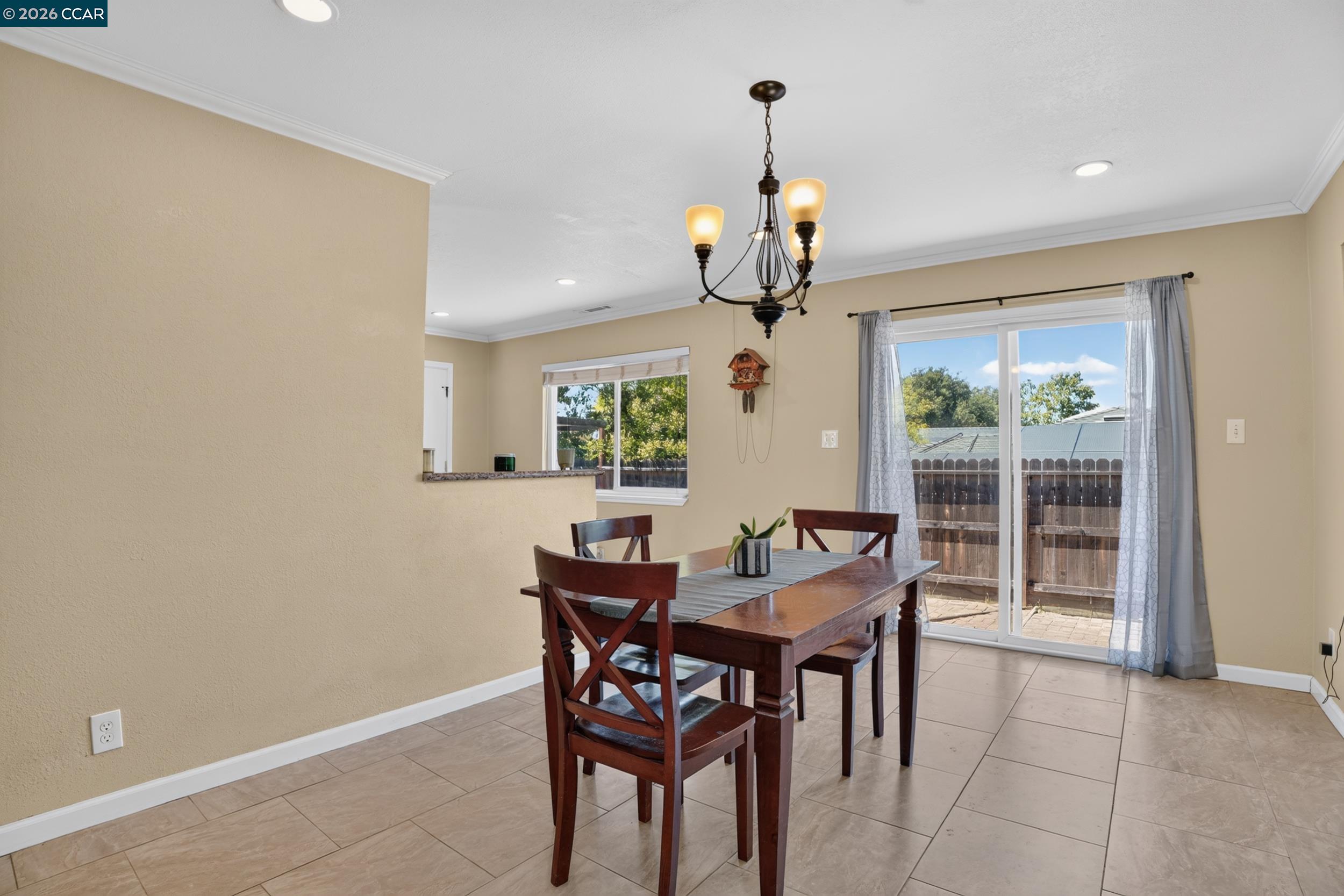 4249 Ridge Dr