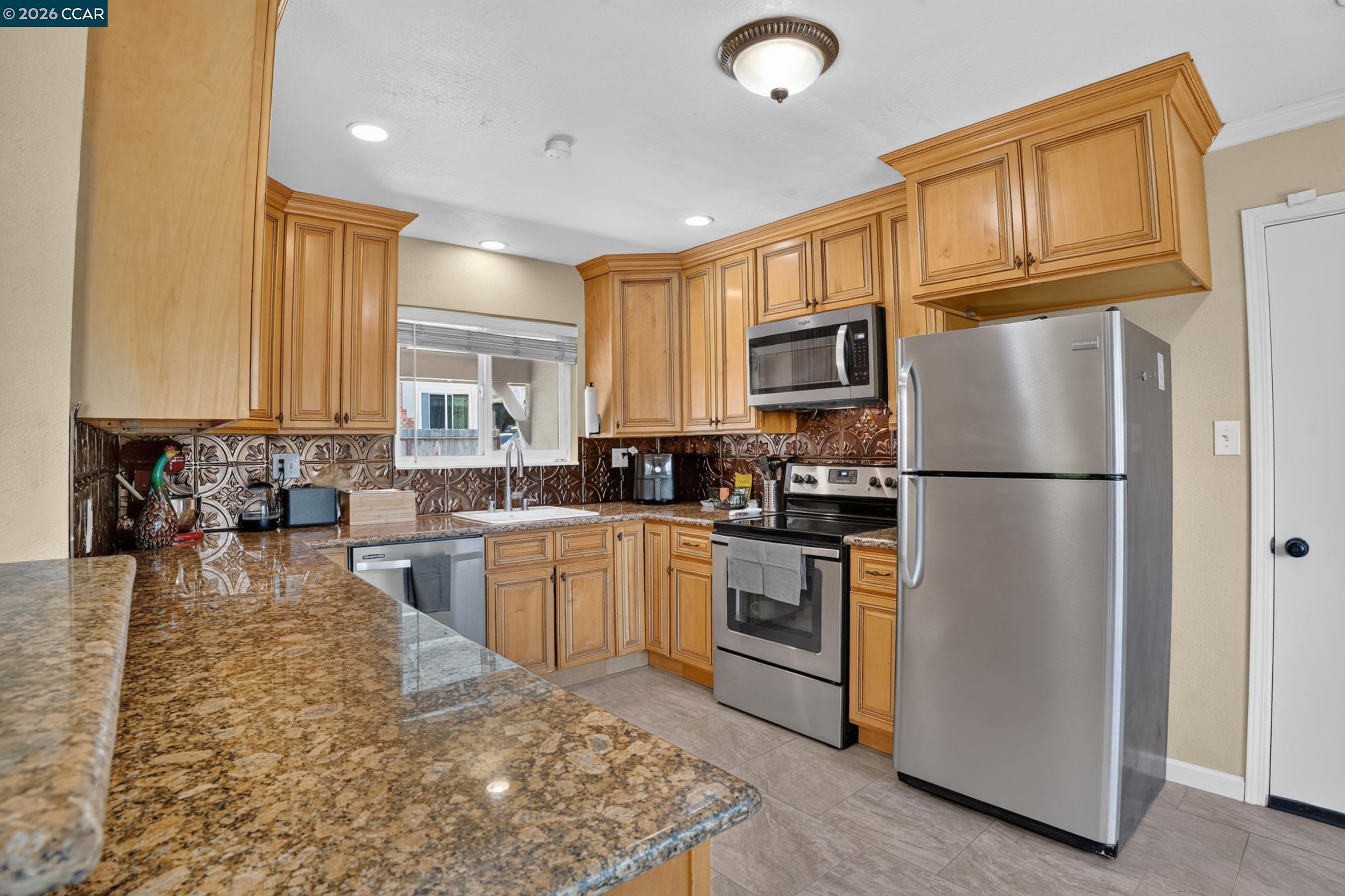 4249 Ridge Dr