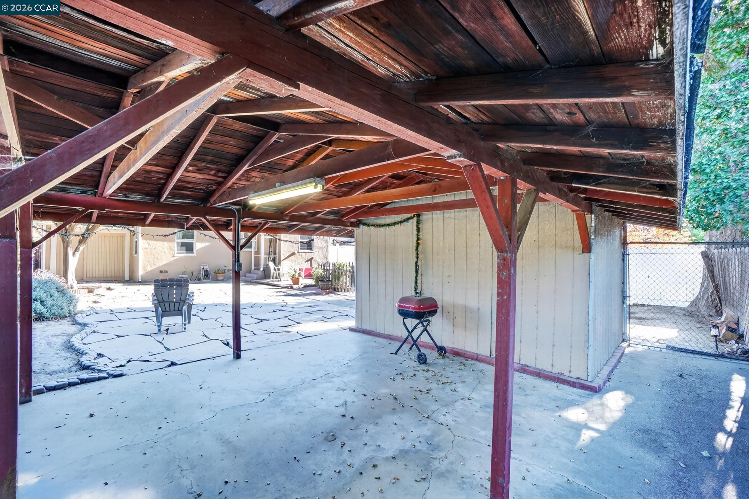 310 W Madill St