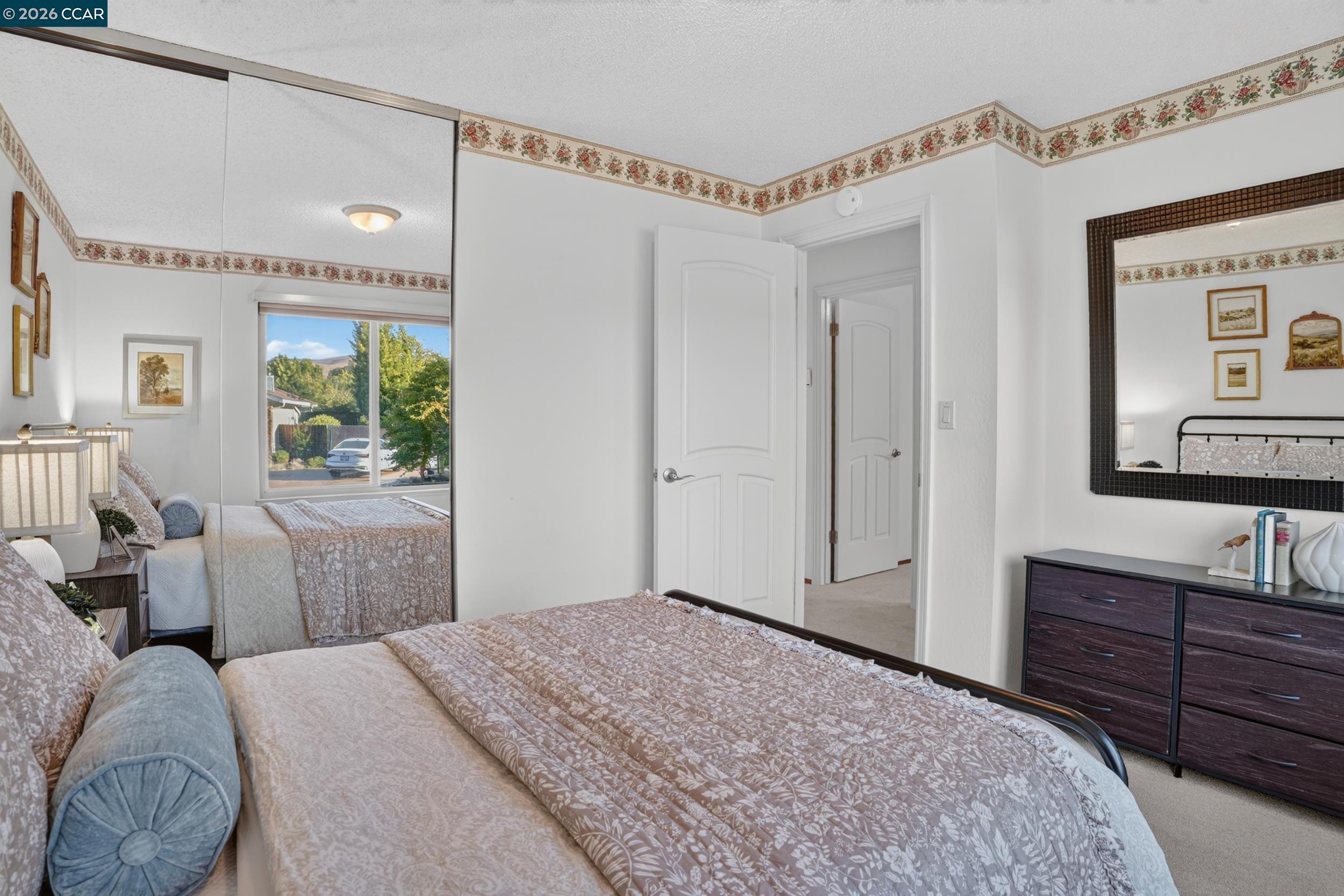 8 Casey Glen Ct