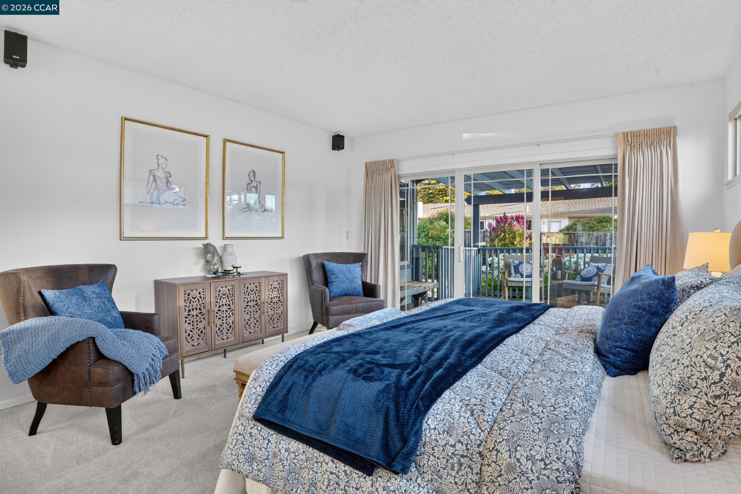 8 Casey Glen Ct