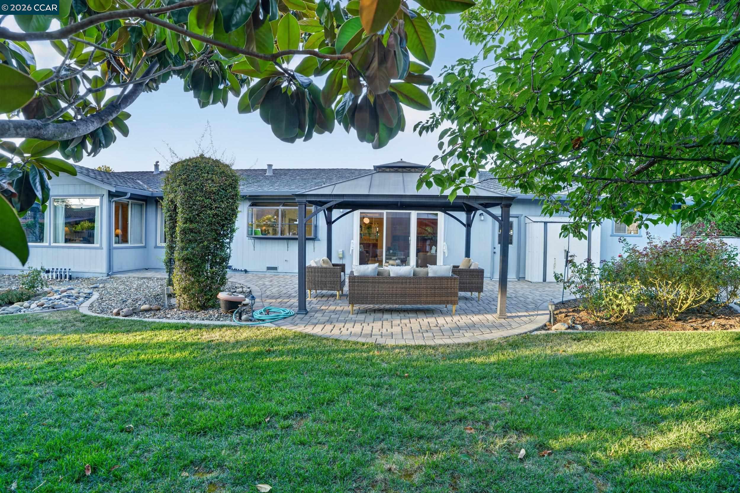 8 Casey Glen Ct