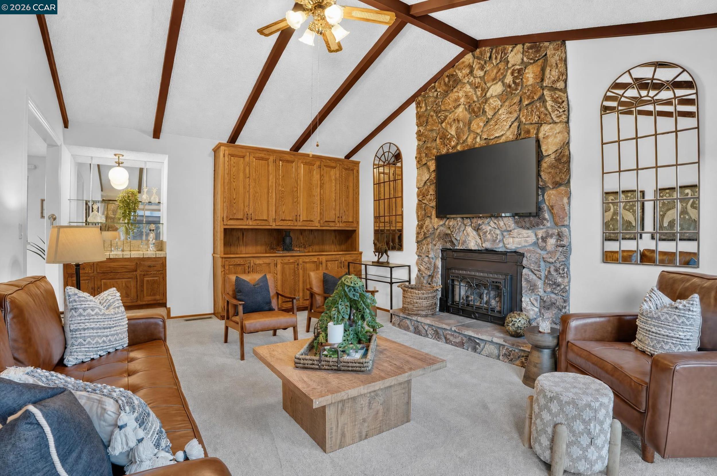 8 Casey Glen Ct