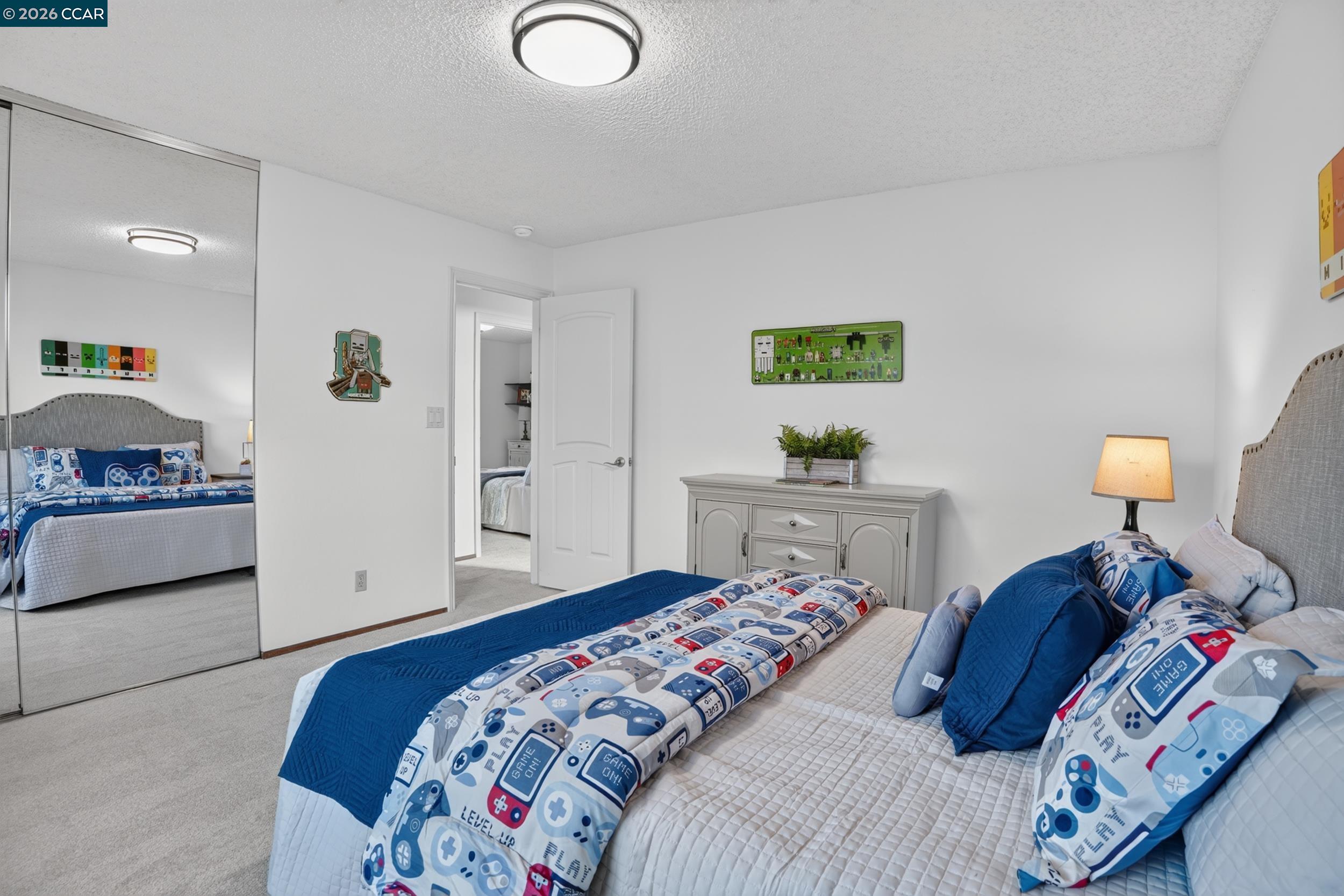 8 Casey Glen Ct