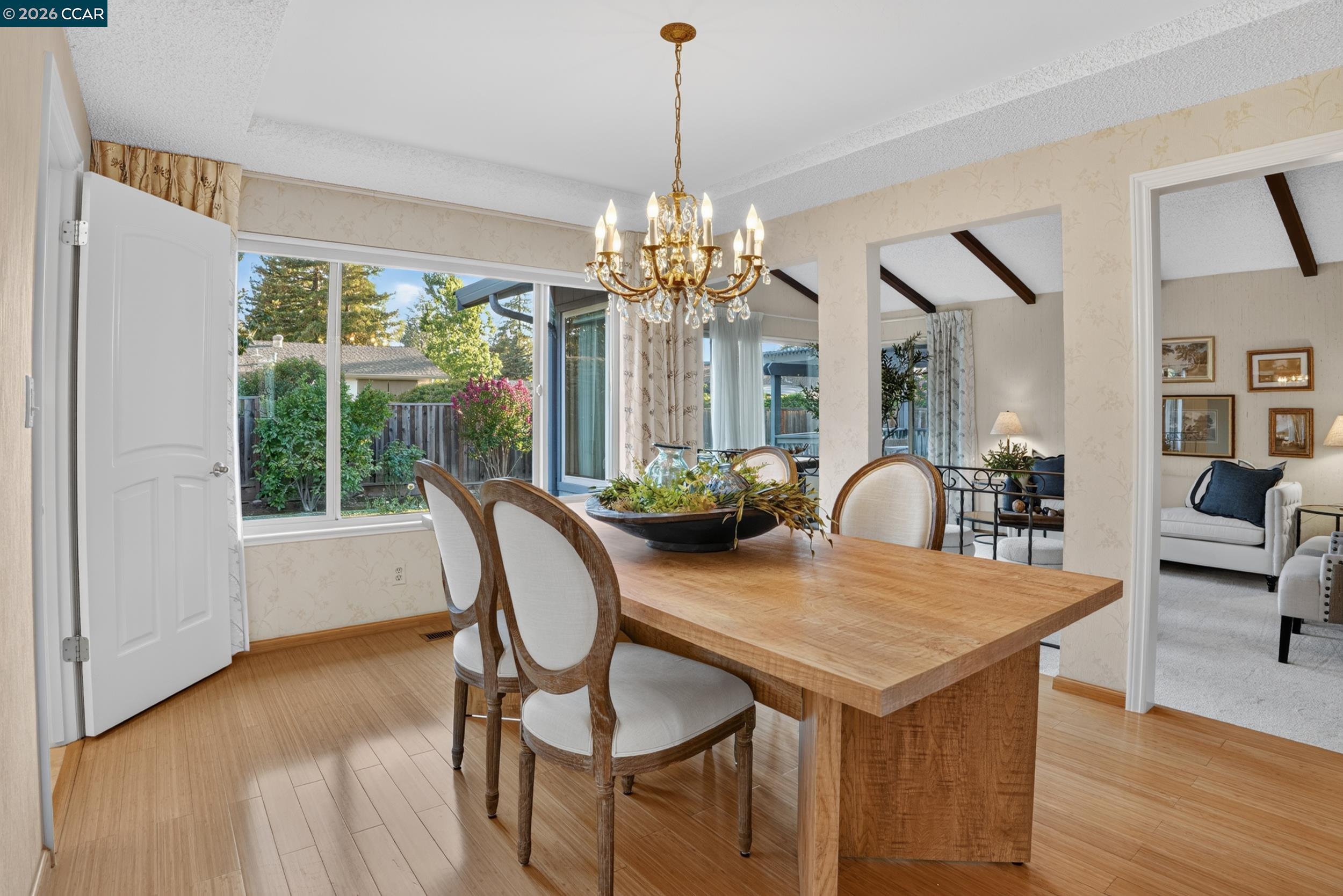 8 Casey Glen Ct