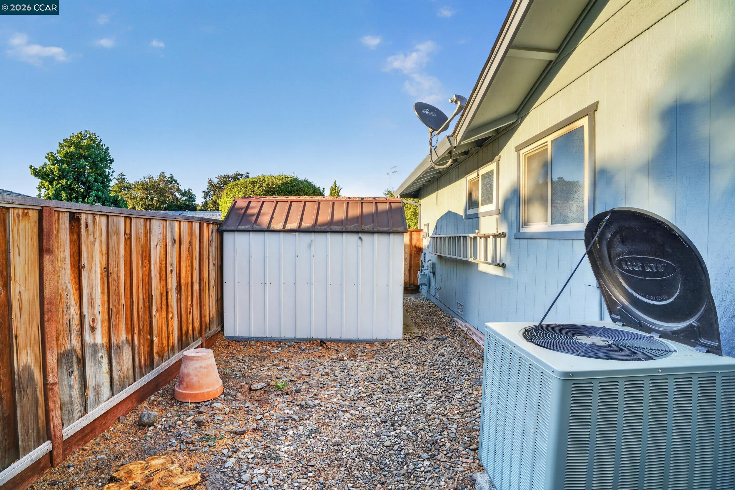 8 Casey Glen Ct