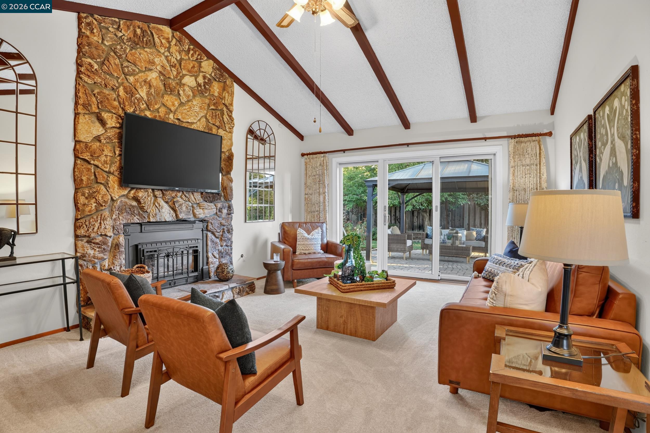 8 Casey Glen Ct