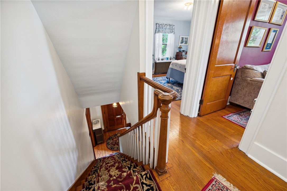 1207 Colonial Place