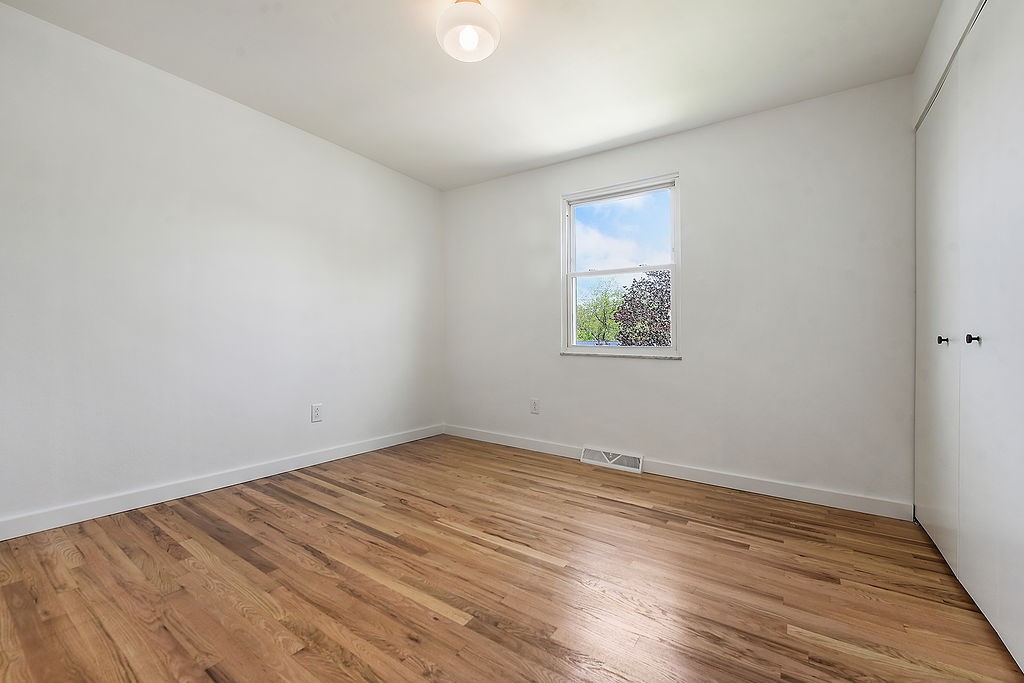 327 Chickasaw Ave