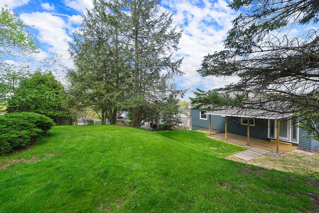 327 Chickasaw Ave
