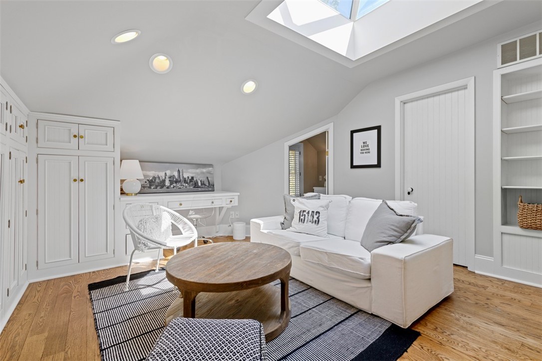 328 Grant Street