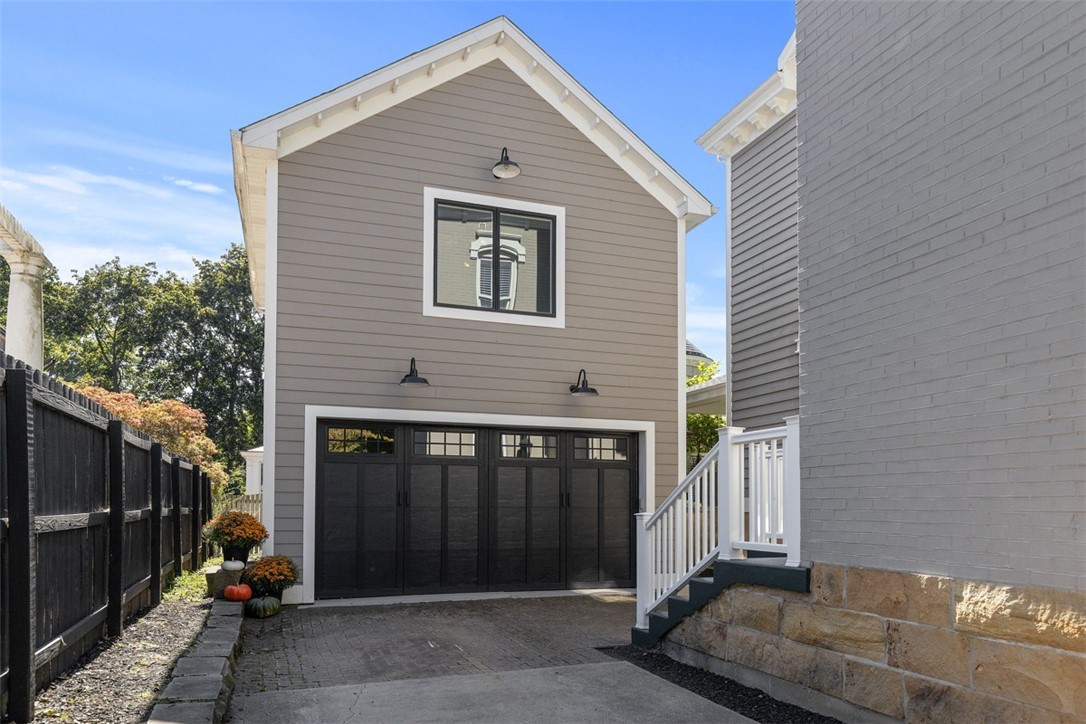 328 Grant Street