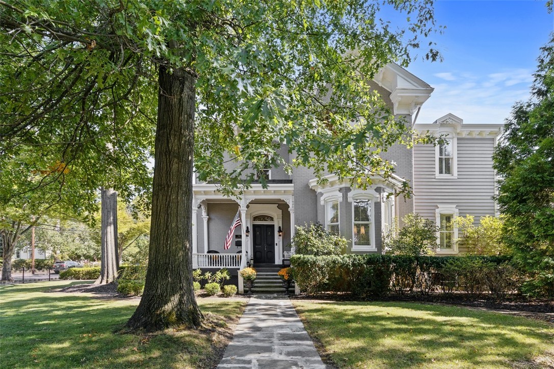 328 Grant Street
