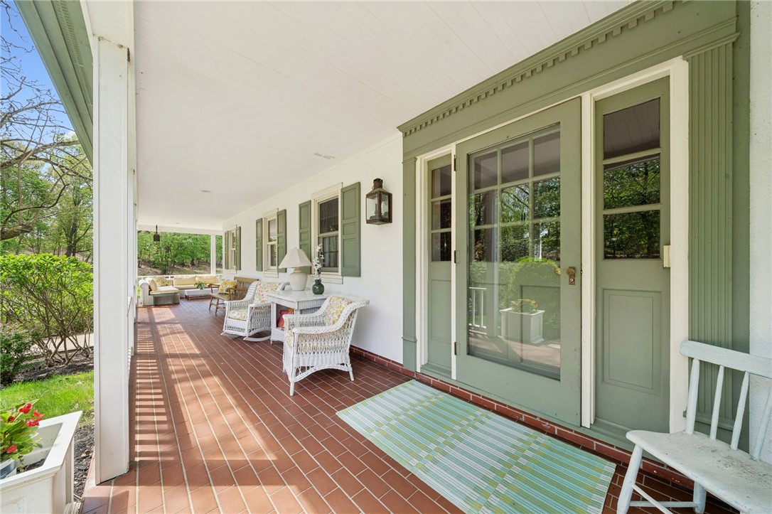 552 Backbone Rd