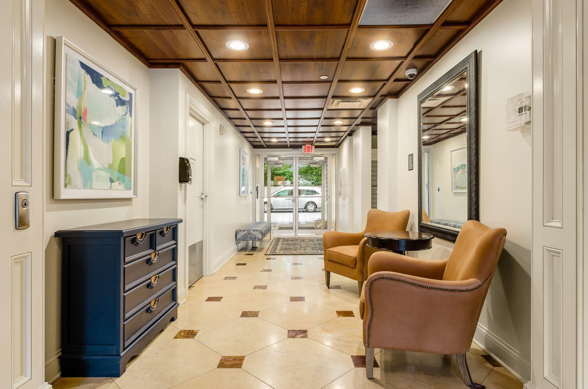 3175 Tremont Road, 401