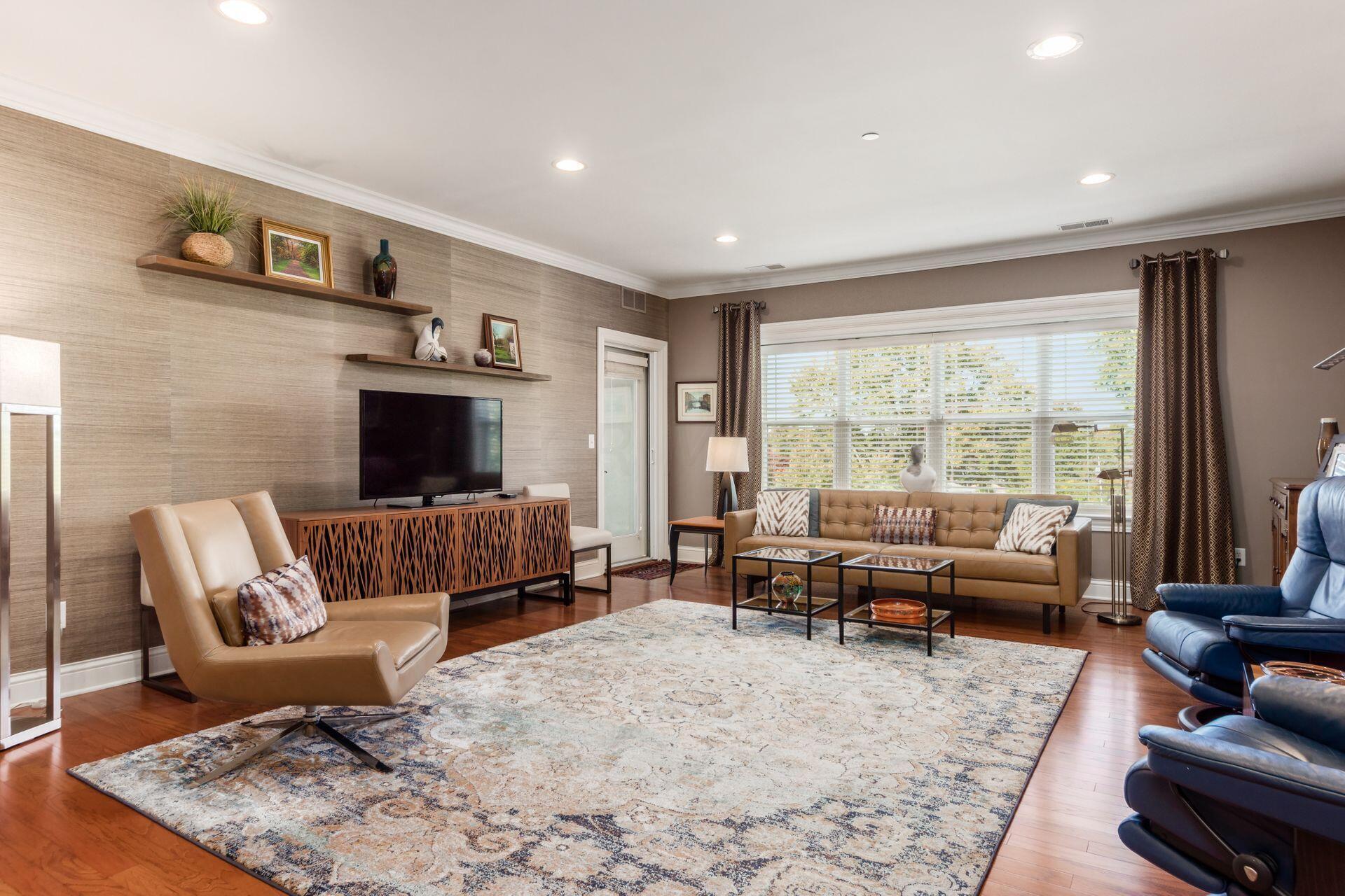 3175 Tremont Road, 401