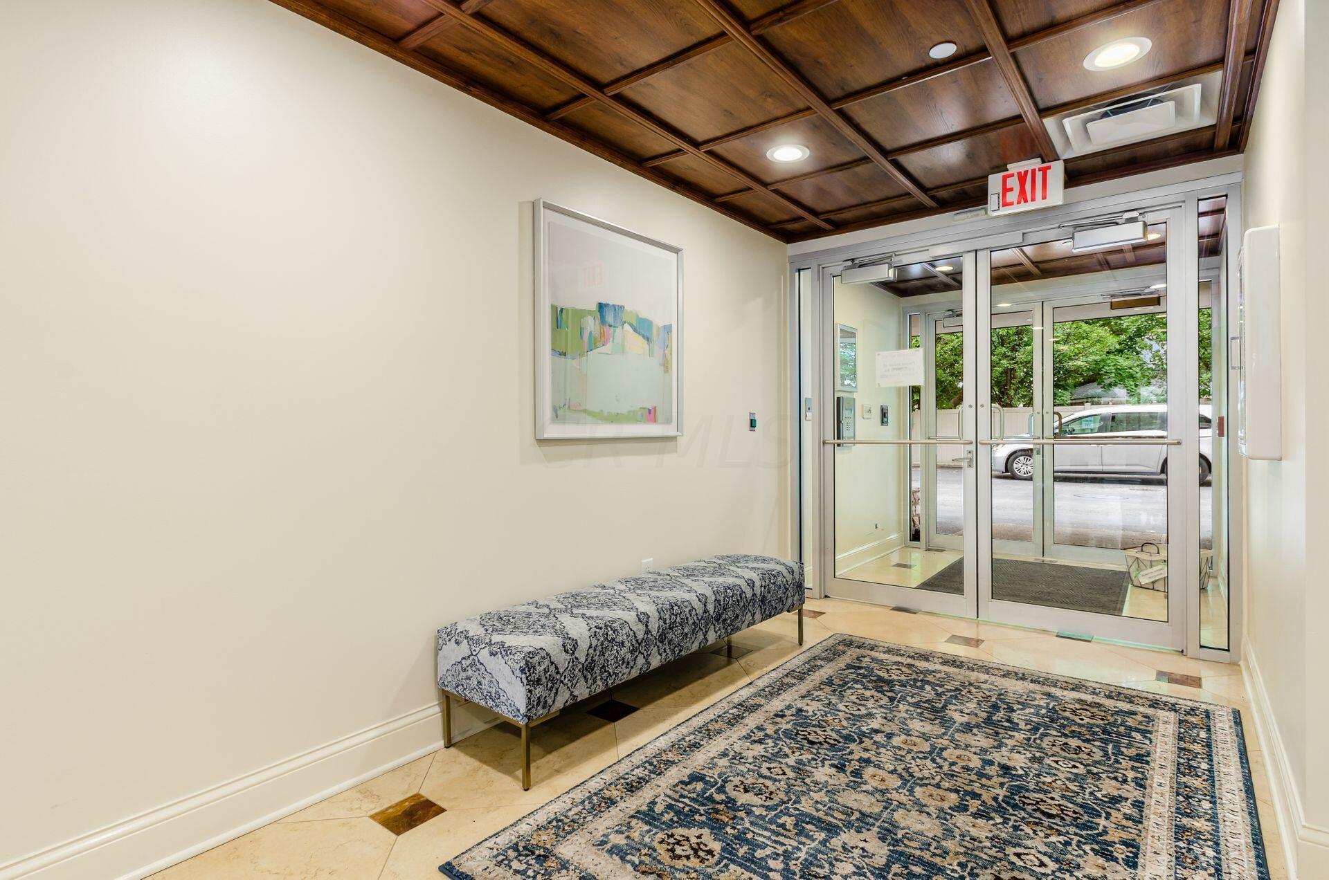 3175 Tremont Road, 401