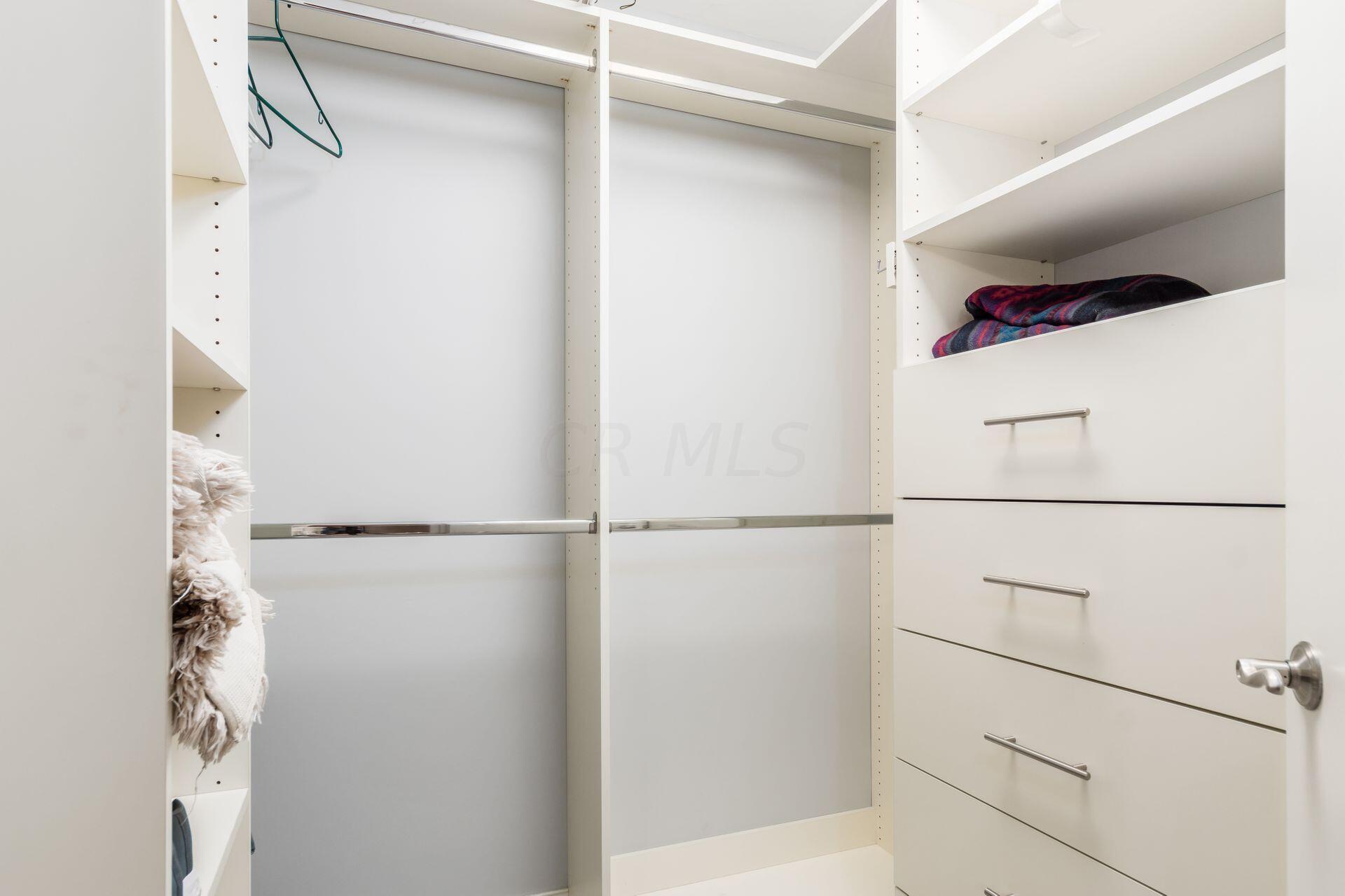 3175 Tremont Road, 401