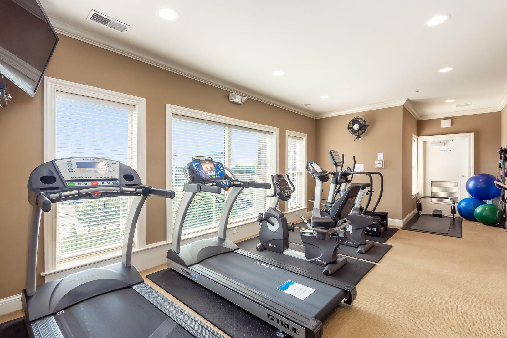 3175 Tremont Road, 401
