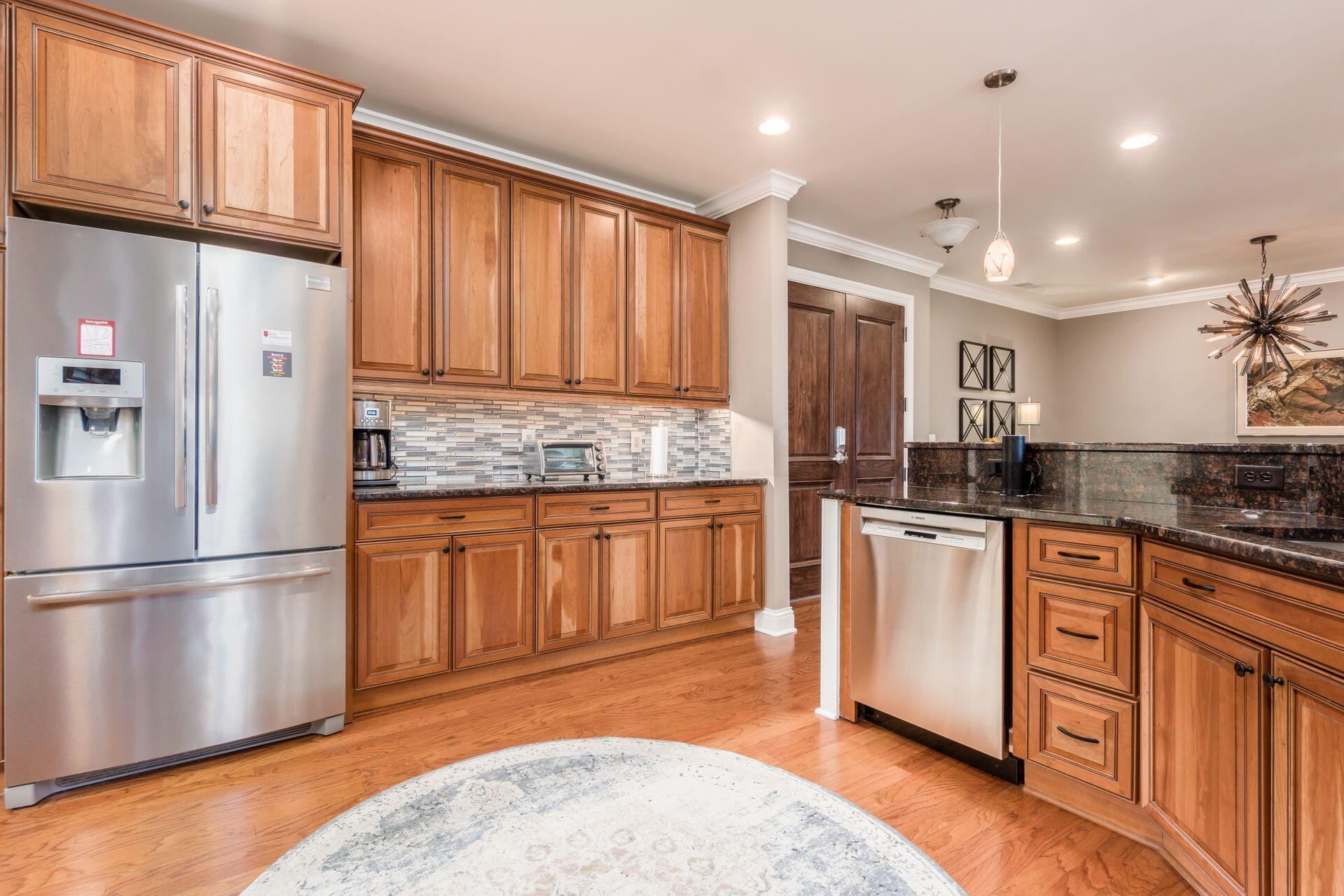 3175 Tremont Road, 401