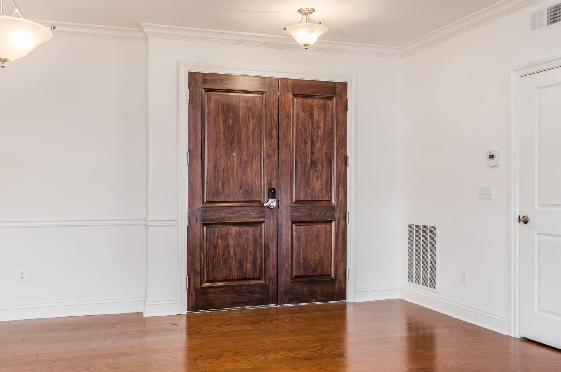3175 Tremont Road, 402