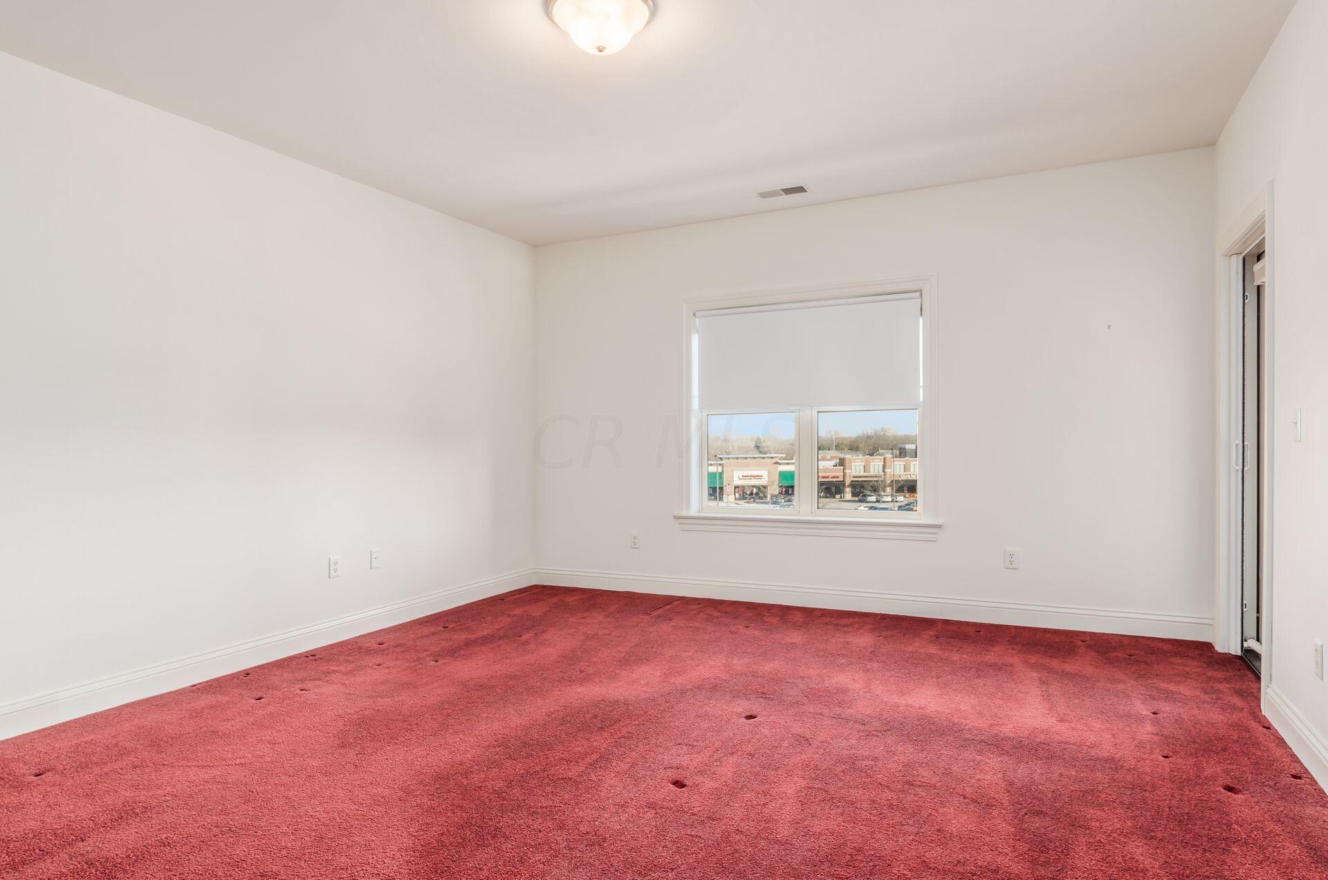 3175 Tremont Road, 402