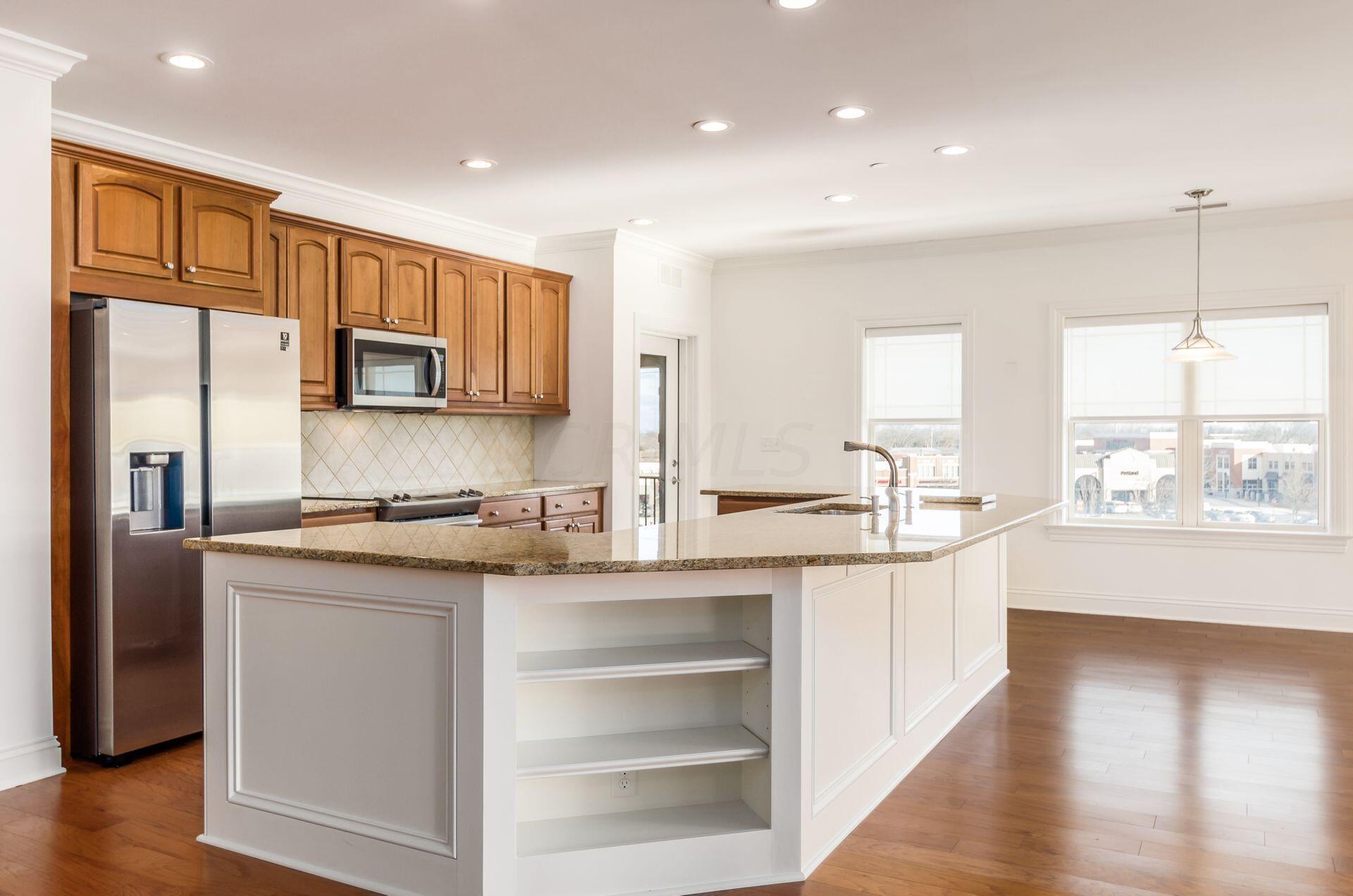 3175 Tremont Road, 402