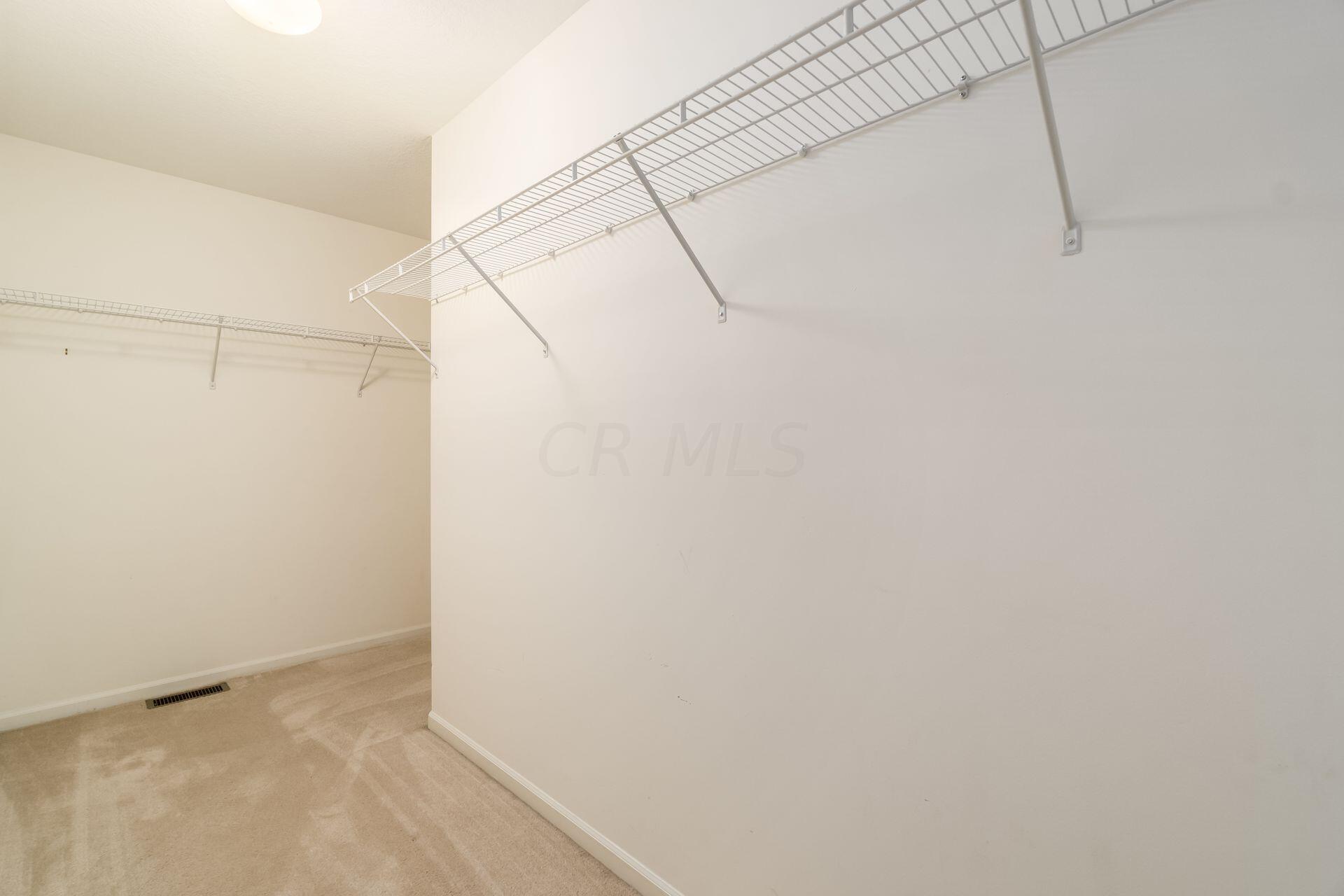 1159 Park Drive, 201