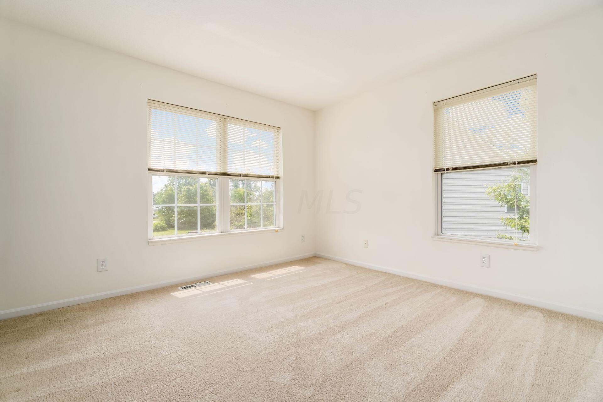 1159 Park Drive, 201