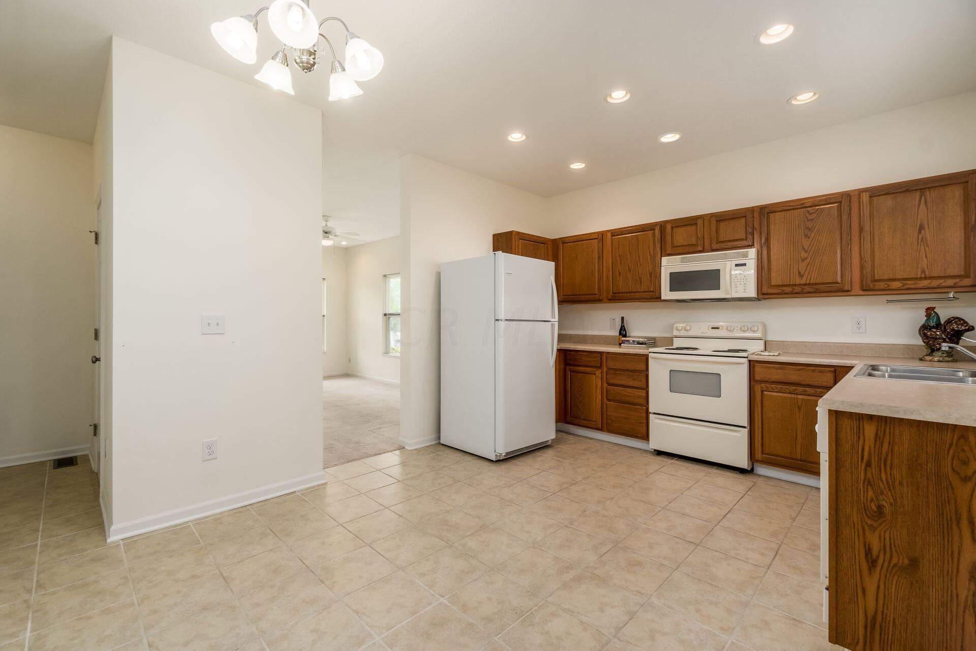 1159 Park Drive, 201