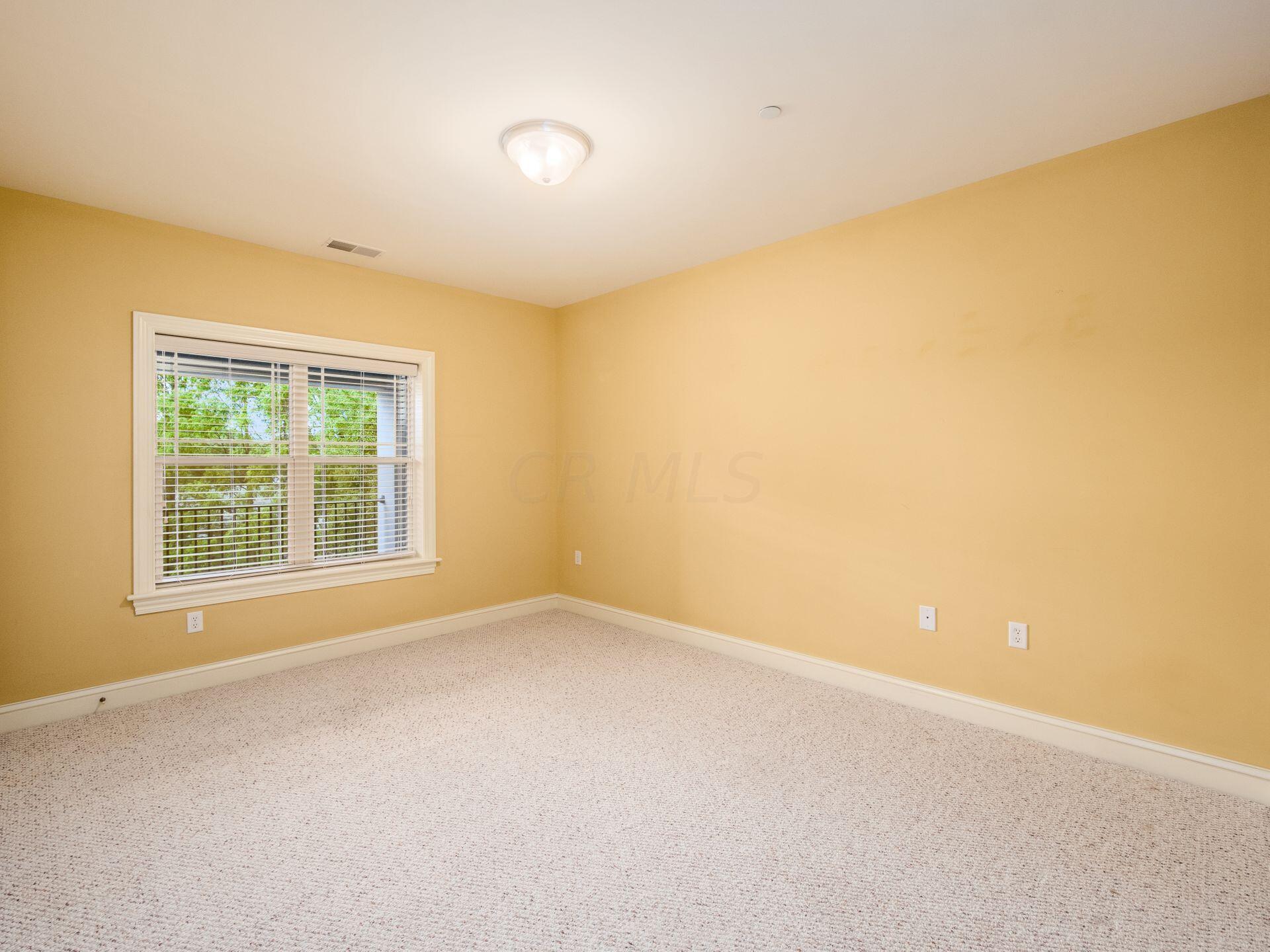 3175 Tremont Road, 303