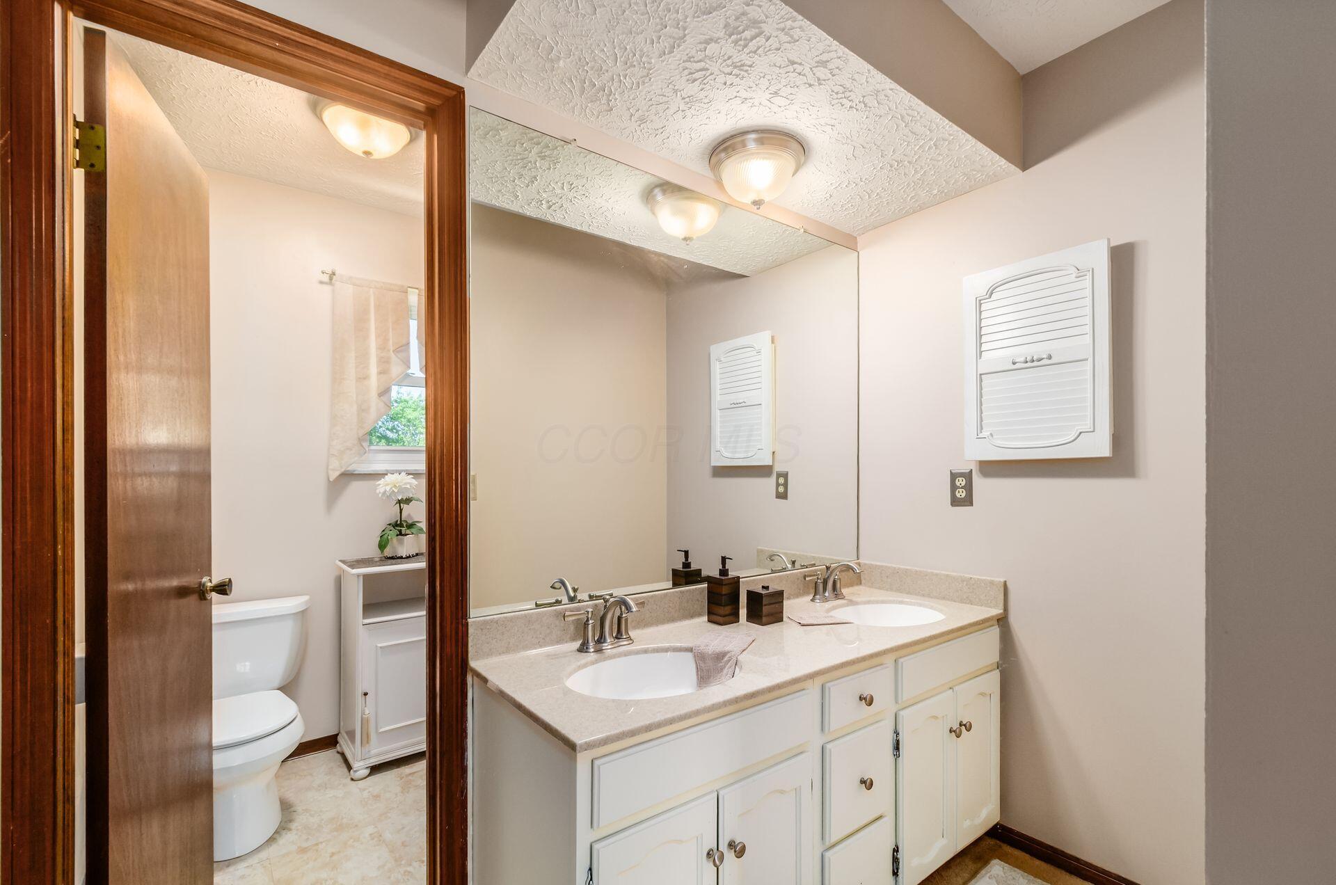 7771 Strathmoore Road