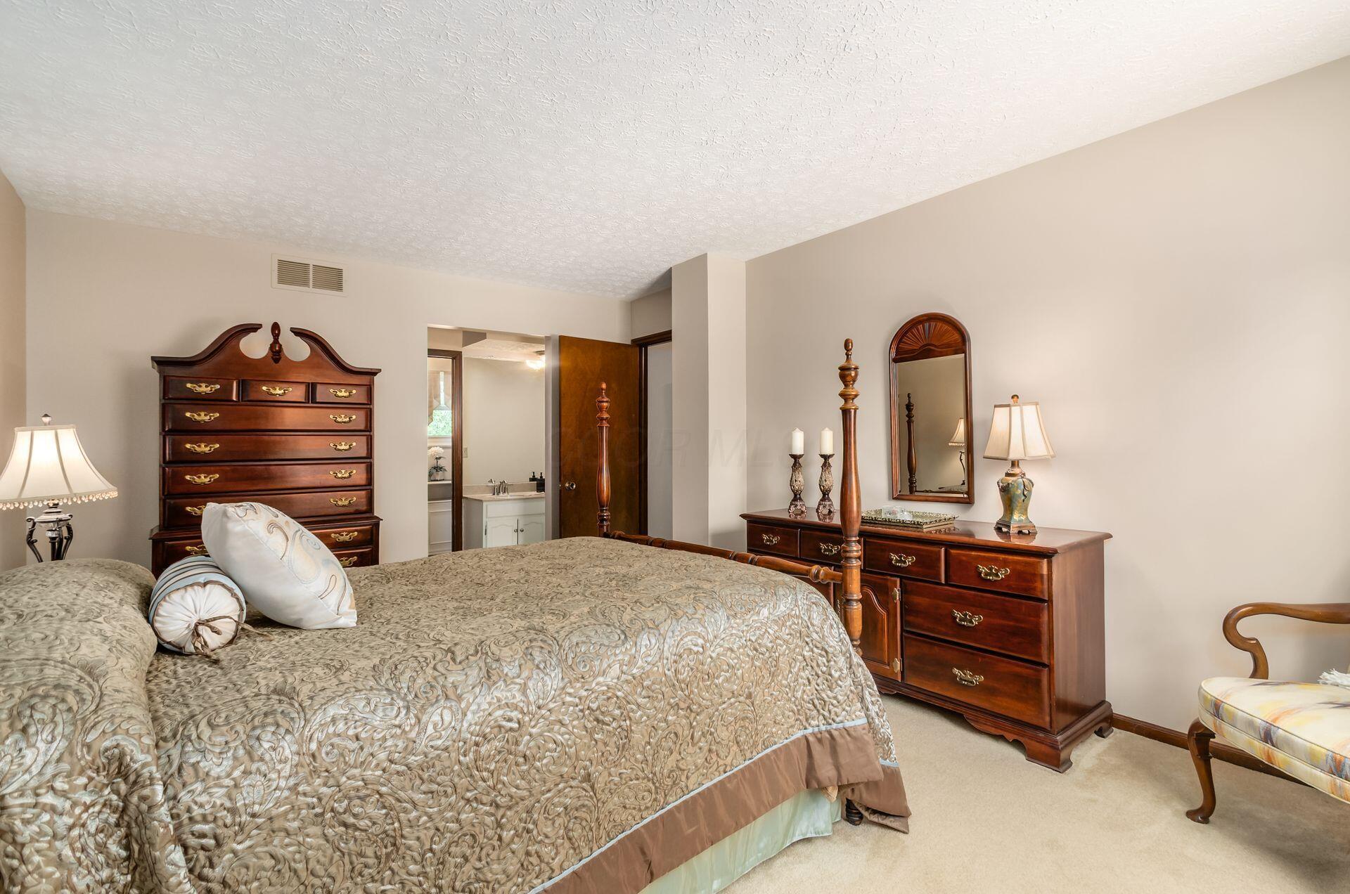 7771 Strathmoore Road