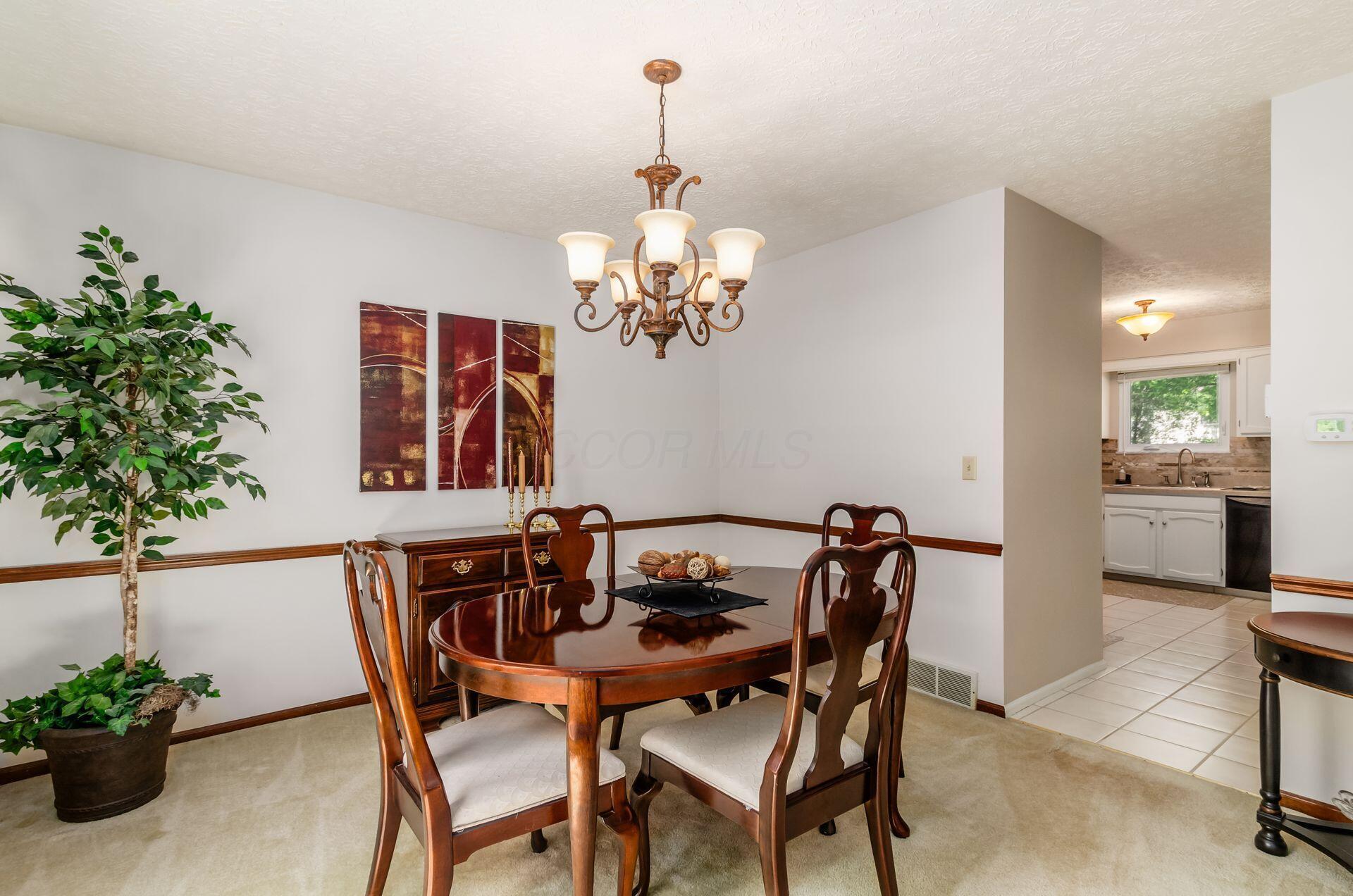 7771 Strathmoore Road