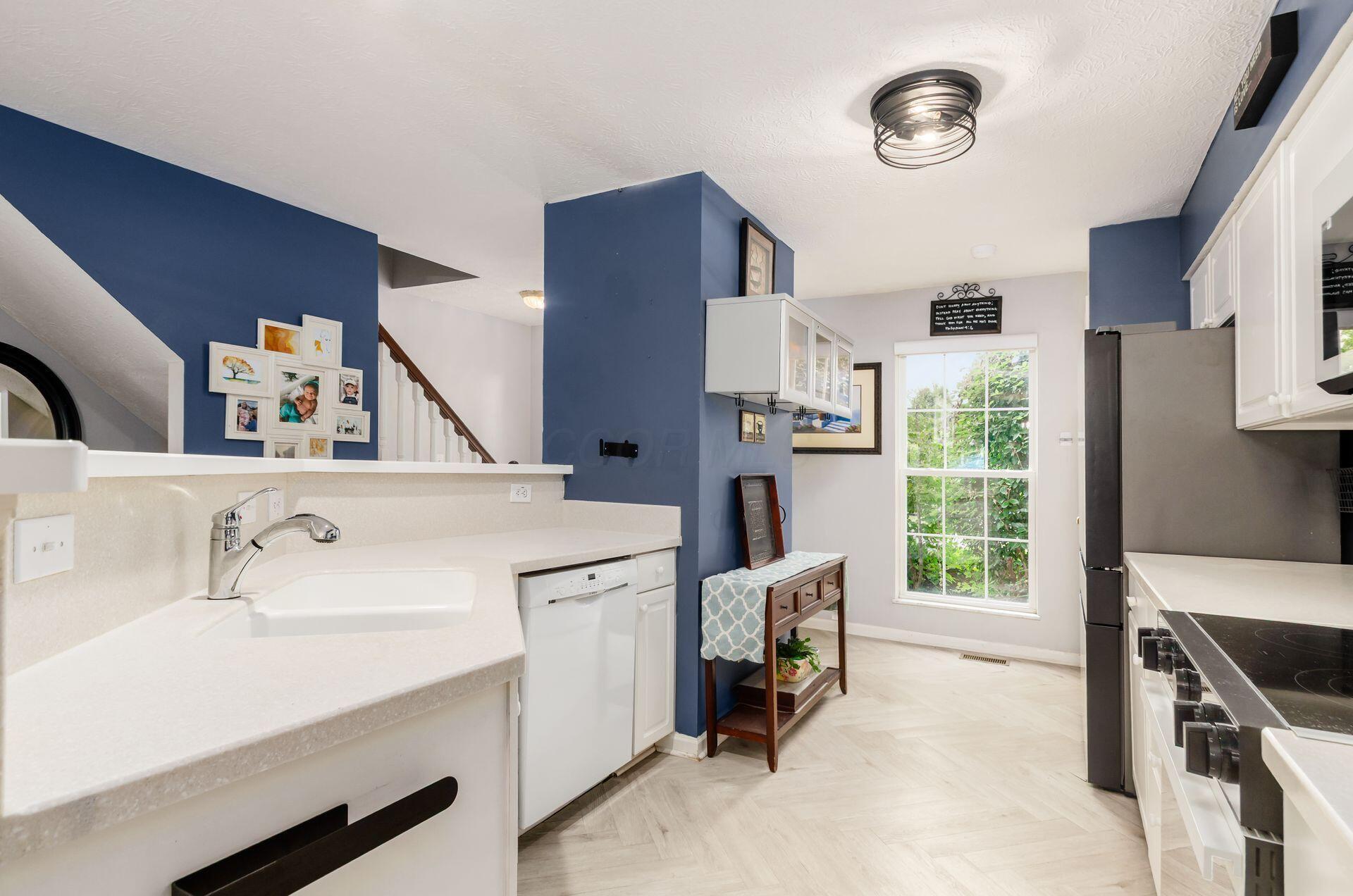 2232 Victoria Park Drive