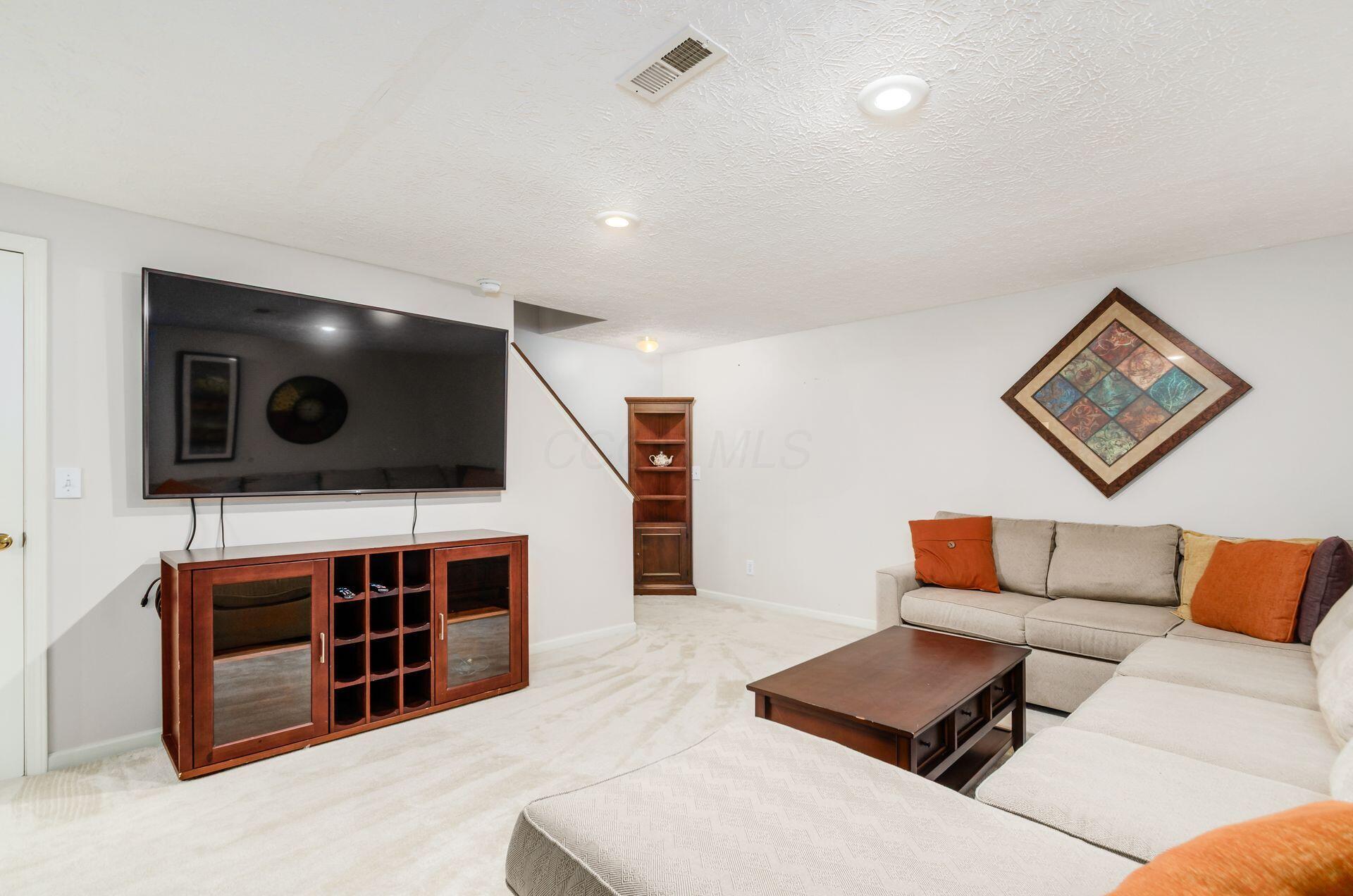 2232 Victoria Park Drive