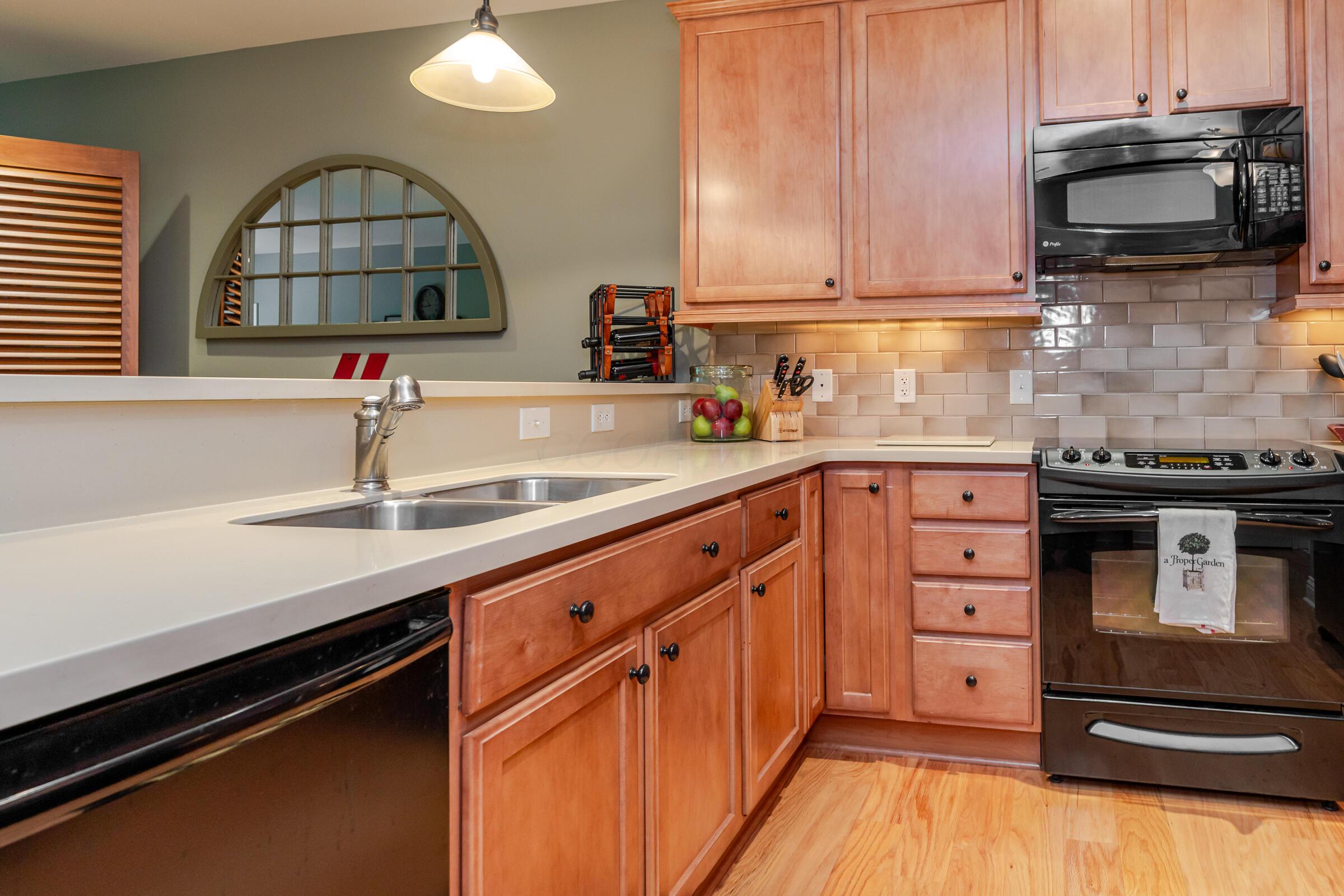 3175 Tremont Road, 511