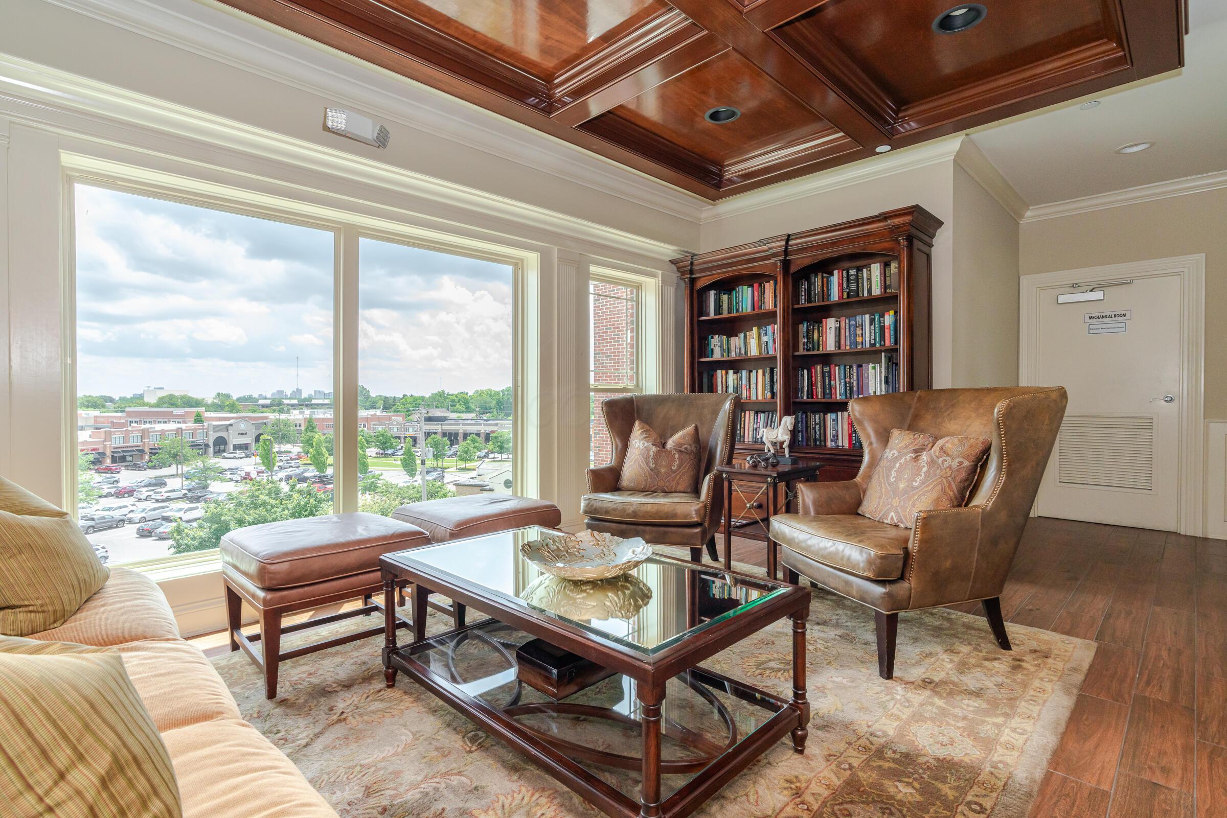 3175 Tremont Road, 511